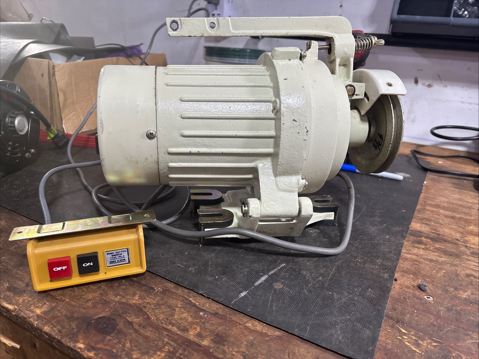 NS-412 singer Sewing clutch motor with switch 60 Amps 1/2 Hp Smooth & Quite