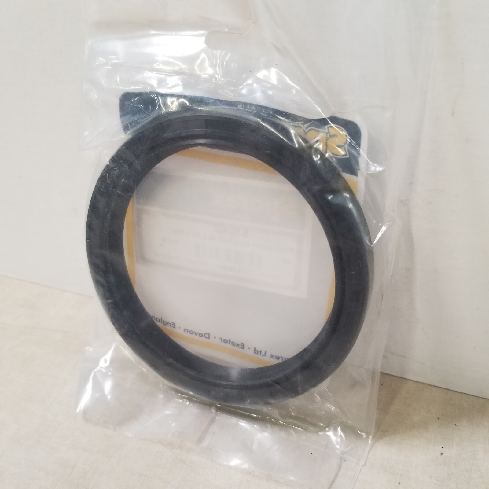 Metric Rotary Shaft Seal, 85 x 105 x 13mm Double Lip