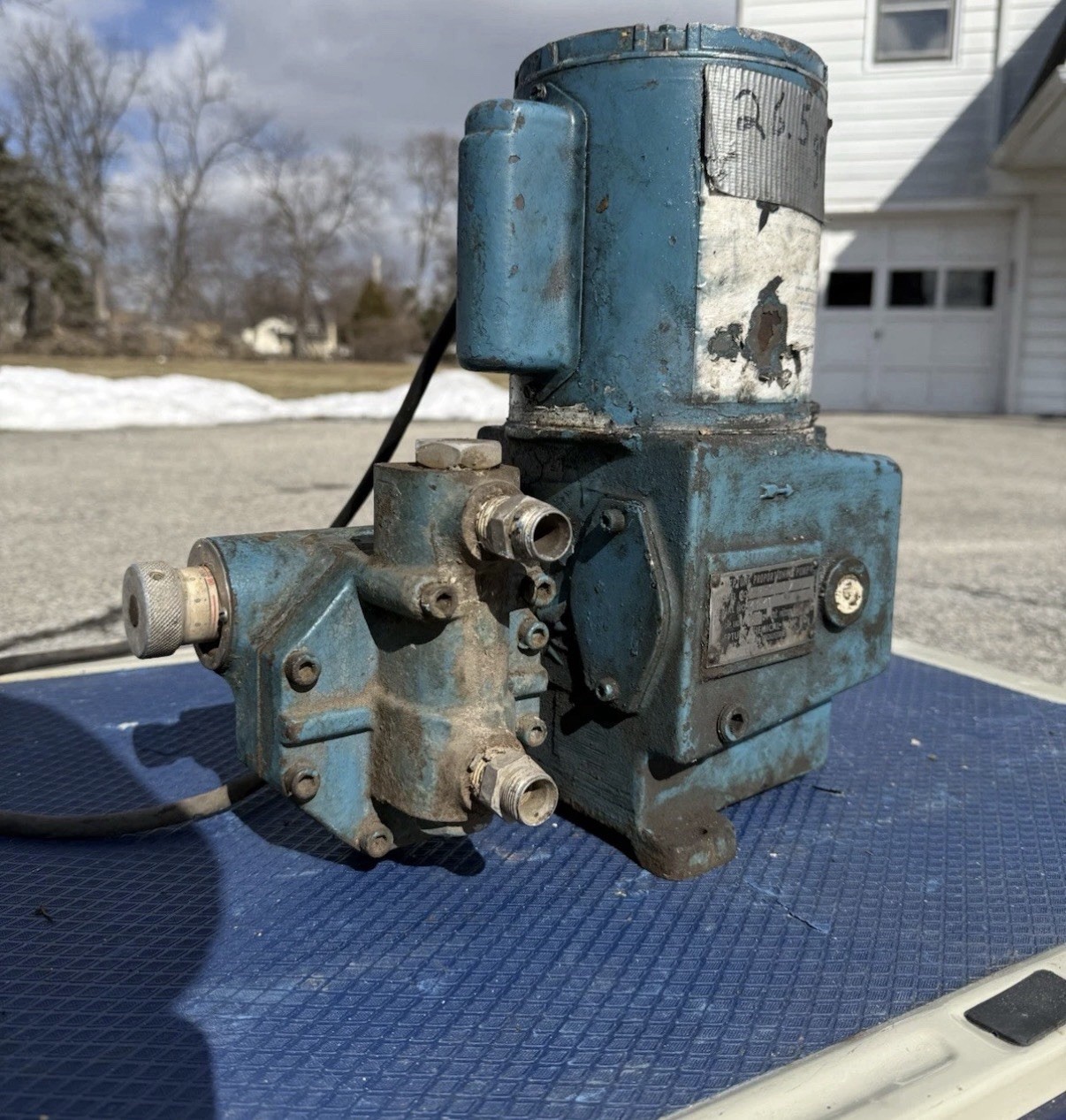 15 MRO Industrial Neptune Chemical Metering Pump Lot – GE, Baldor Motors As Is