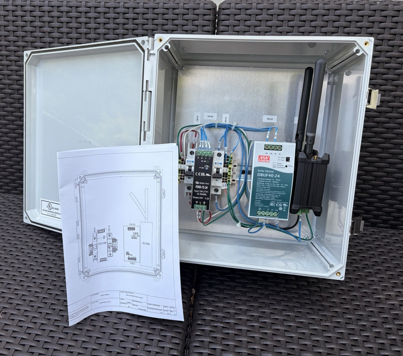Allied Moulded AMP1426LF IP66 NEMA 4X Wireless Industrial Enclosure 14×26