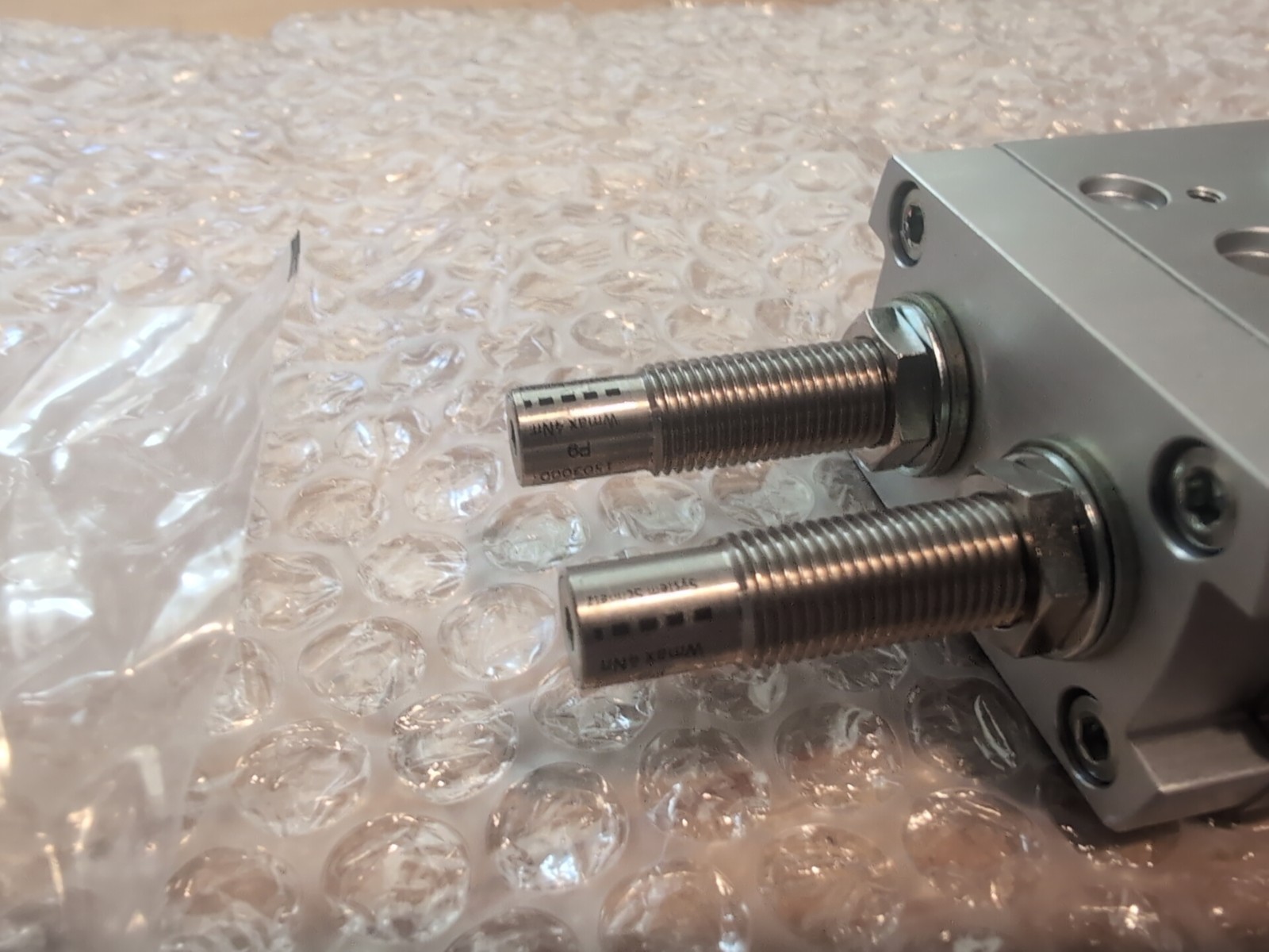 FESTO Semi-Rotary Drive DRRD-16-180-FH-Y9A 1644389 P902