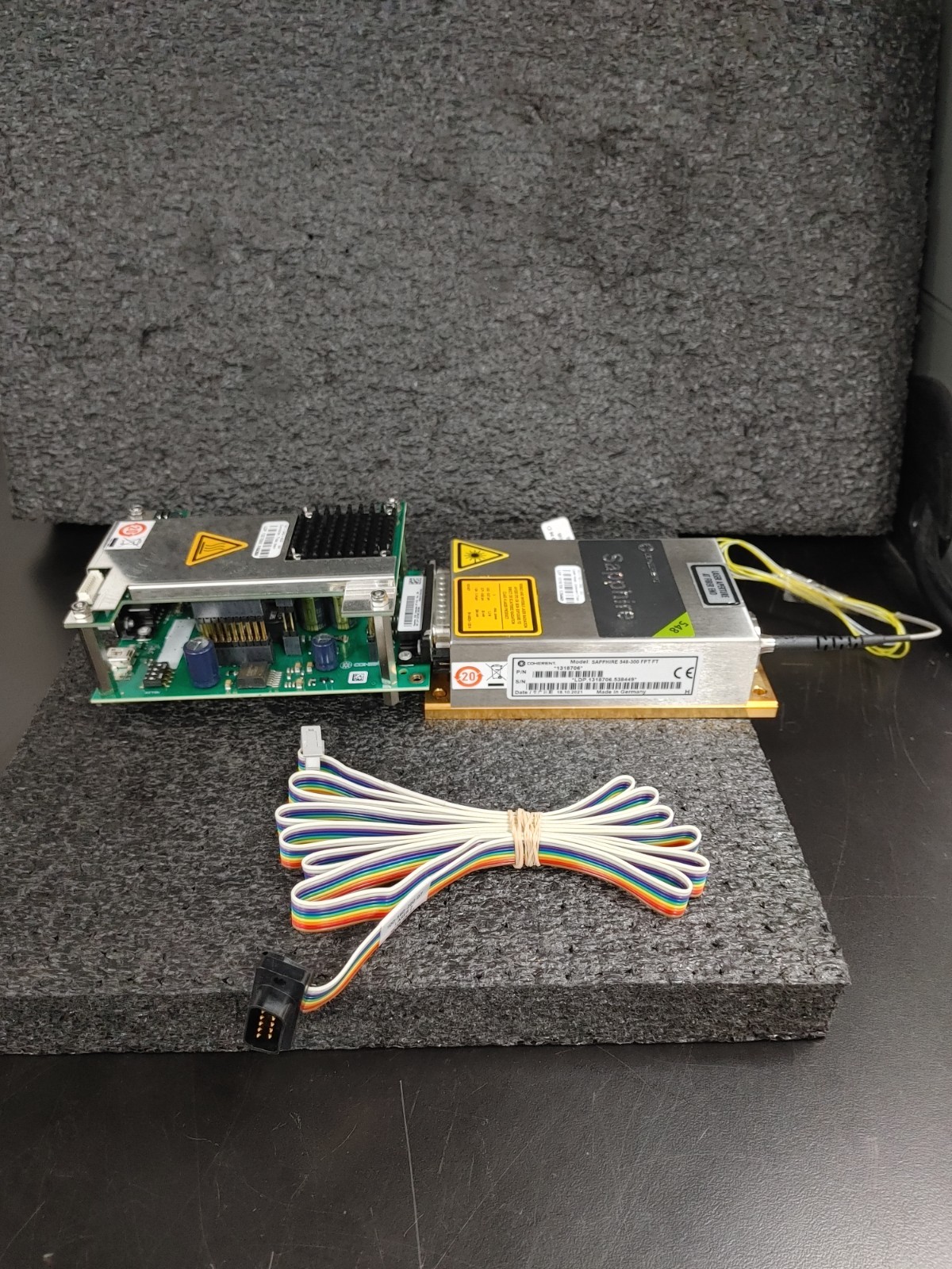 COHERENT SAPPHIRE 548-300 FPT FT Titan Laser Head w 101-343-400 Controller