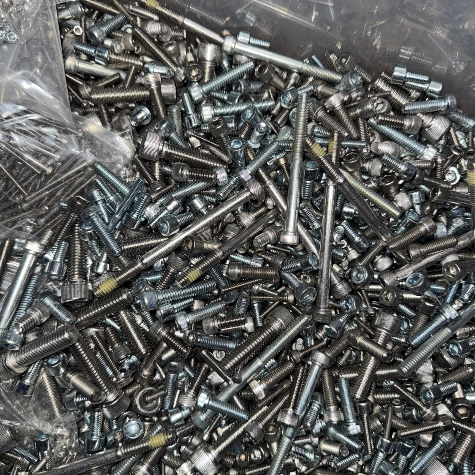 10LB LOT OF NEW ASSORTED Coarse Thread Socket Head Cap Screw Stainless Steel