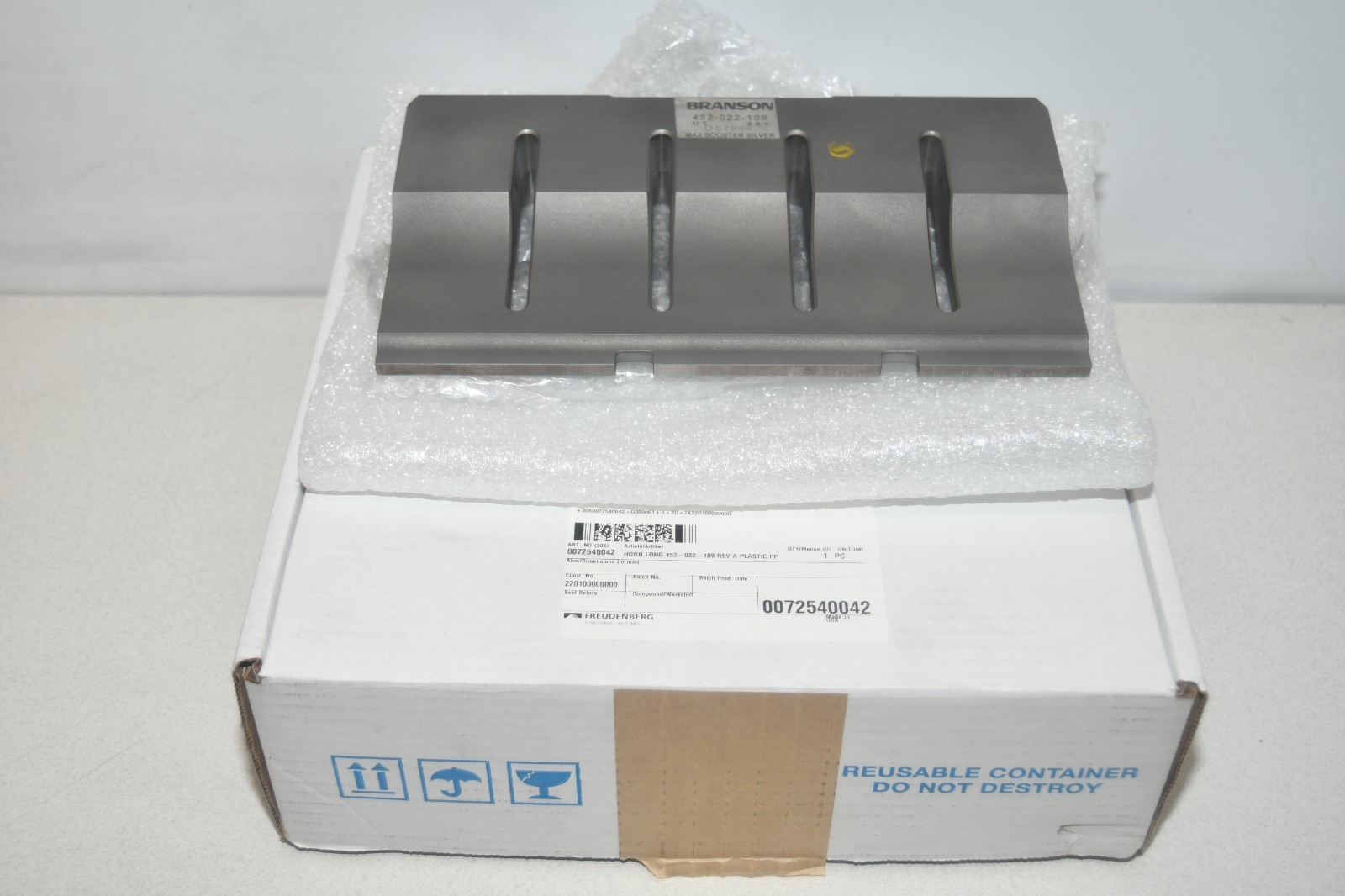 ^ Branson 452-022-109 Ultrasonic Welder Horn #X8214