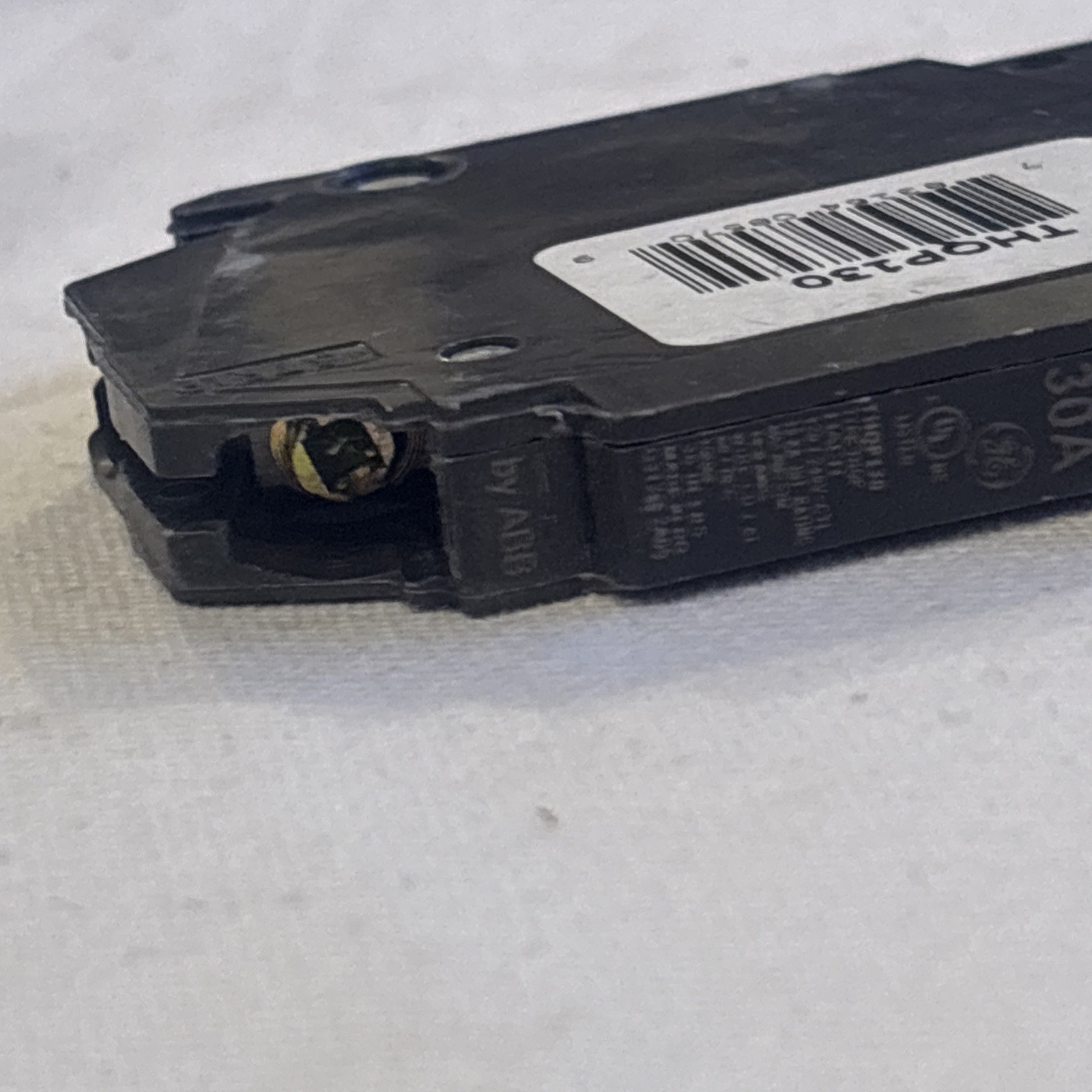 GE Circuit Breaker 30 Amps Space Saver Thin Single Pole THQP130