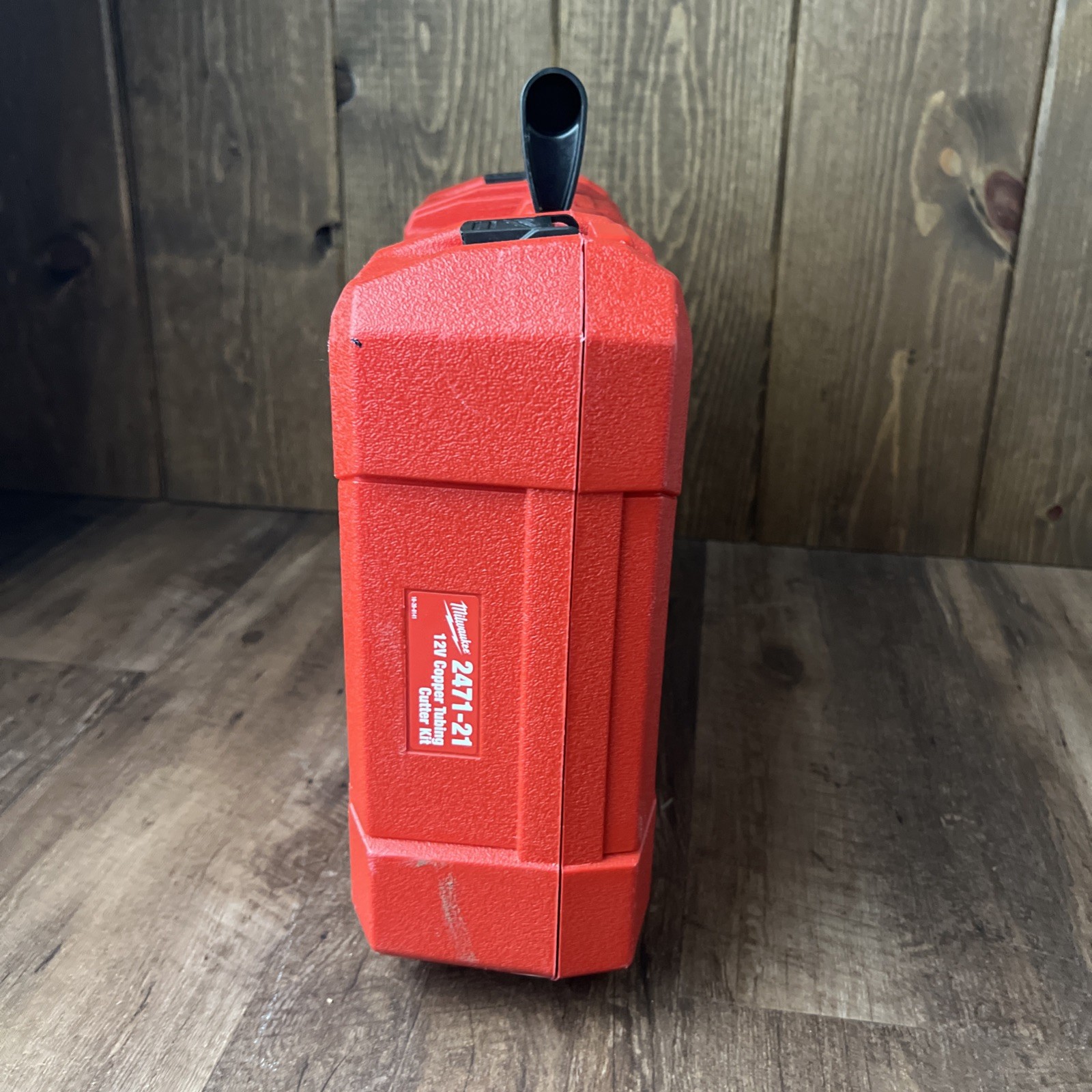Milwaukee 2471-20 M12 Cordless Copper Tubing Cutter – Battery & Charger & Case