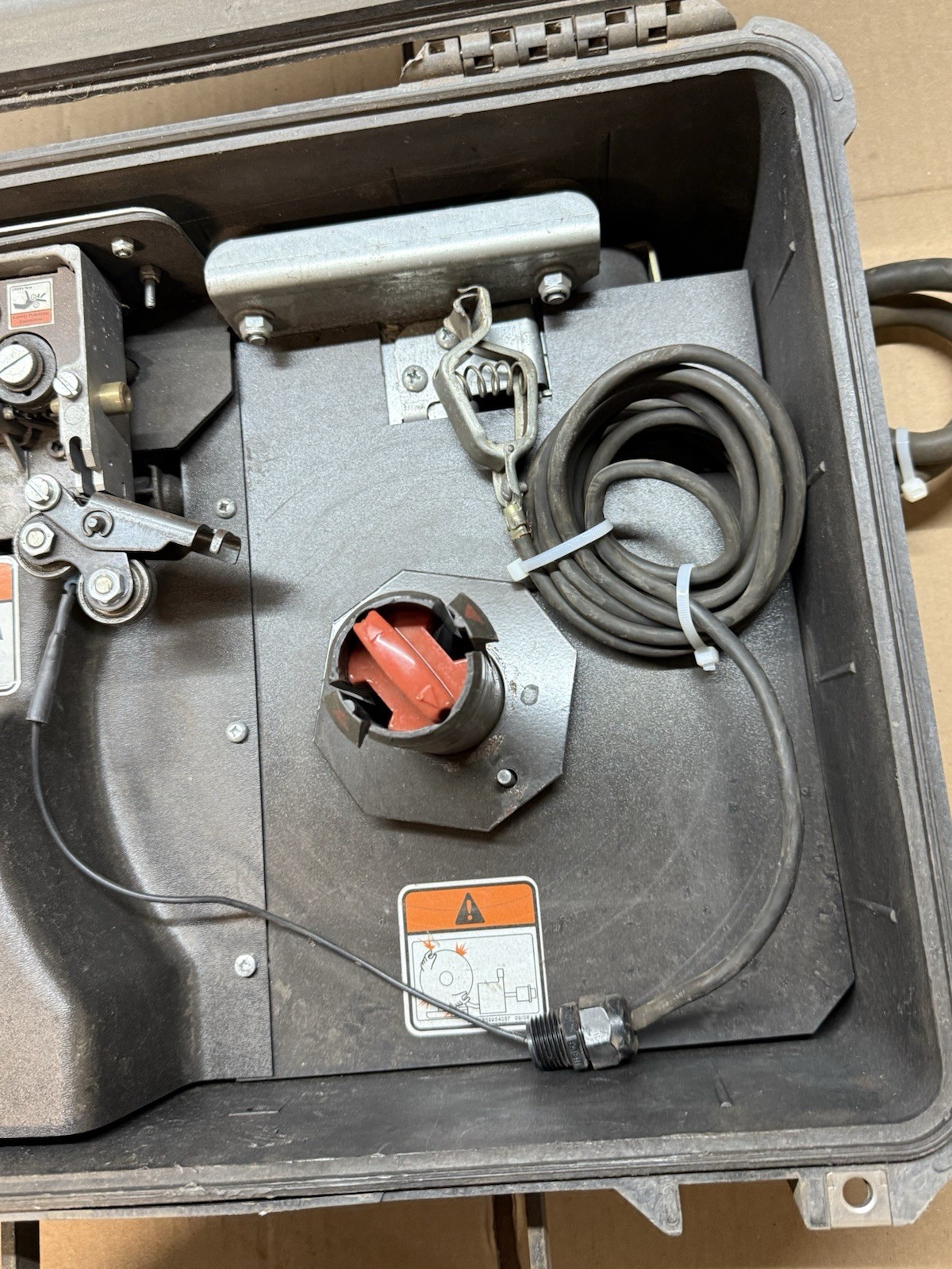 ESAB 300 AVS Mobilefeed Suitcase Portable Wire Feeder Parts Repairs