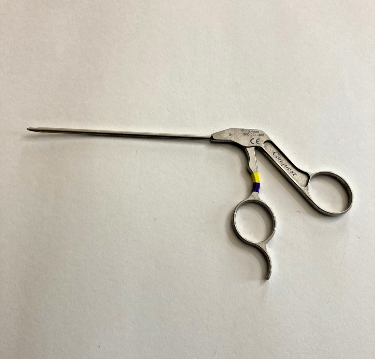 Stryker Conquest 3.4 mm 0º Straight Narrow Bite Punch Arthroscopic Instrument