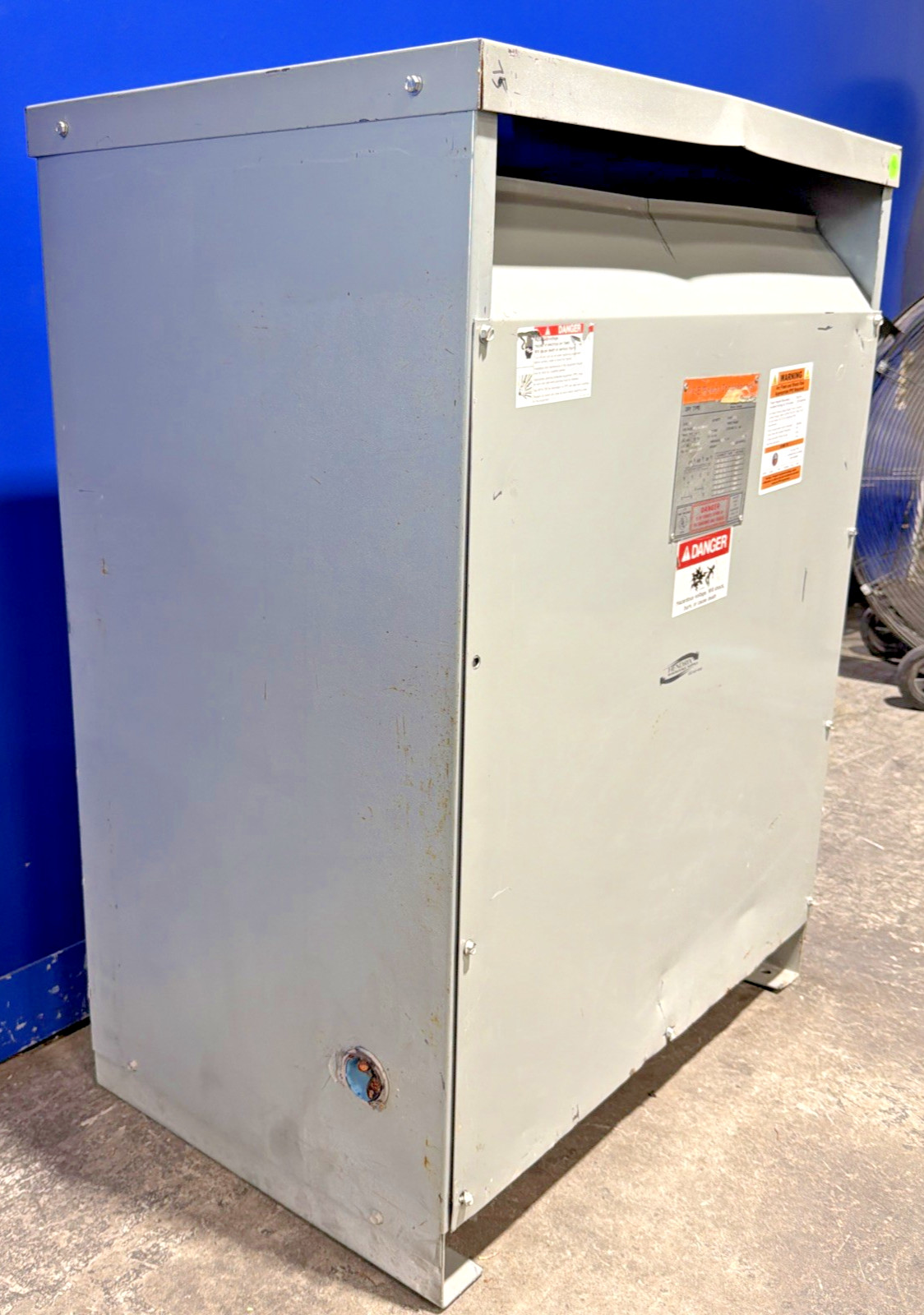 ITE 75kVA 480V Transformer 3PH 60HZ 208Y/120V 3F3Y075 🟦