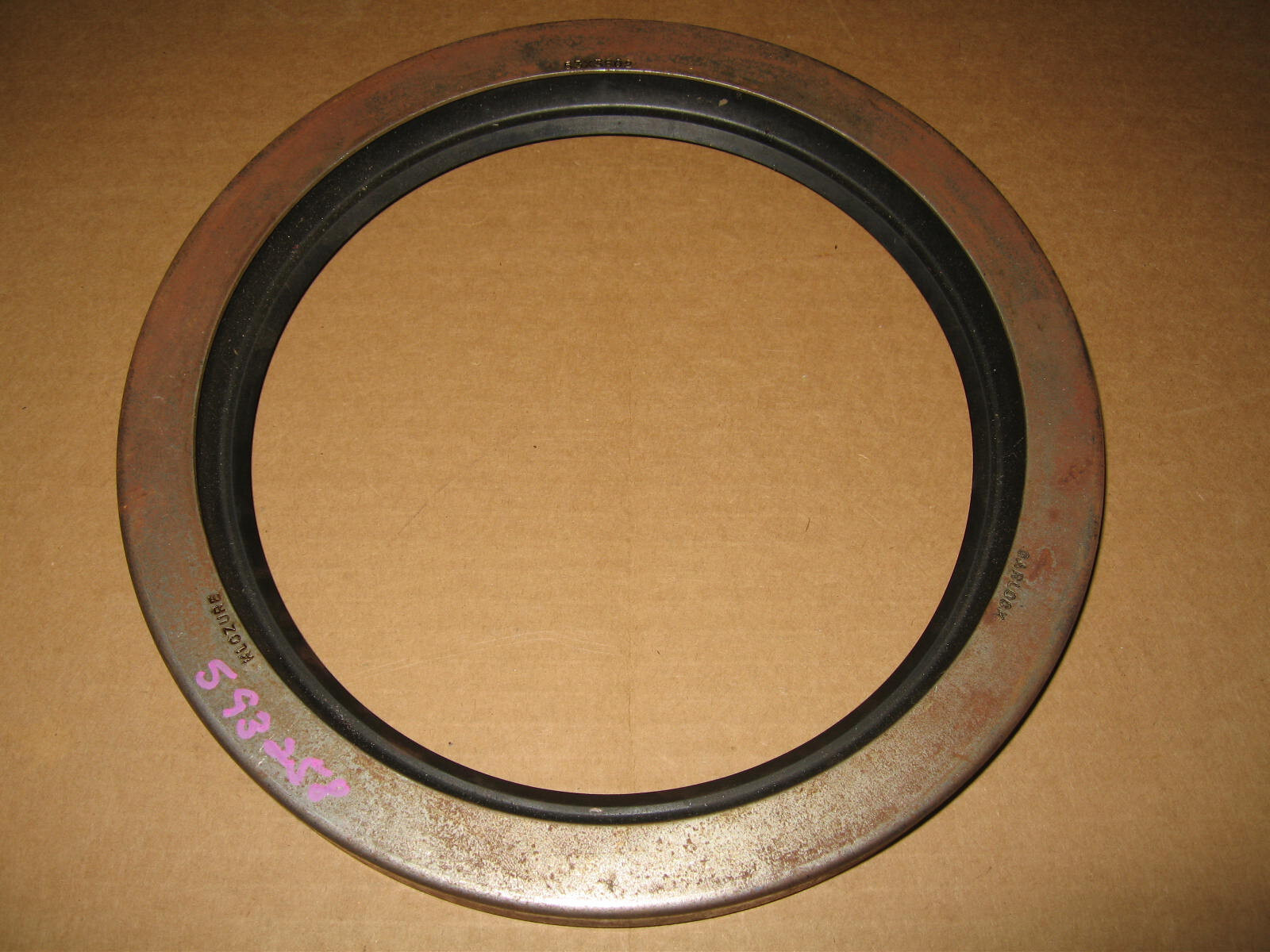 Garlock Klozure 53X3602 Nitrile Oil Seal, Solid, 8.250″ ID, 9.500″ OD, 0.625″ W