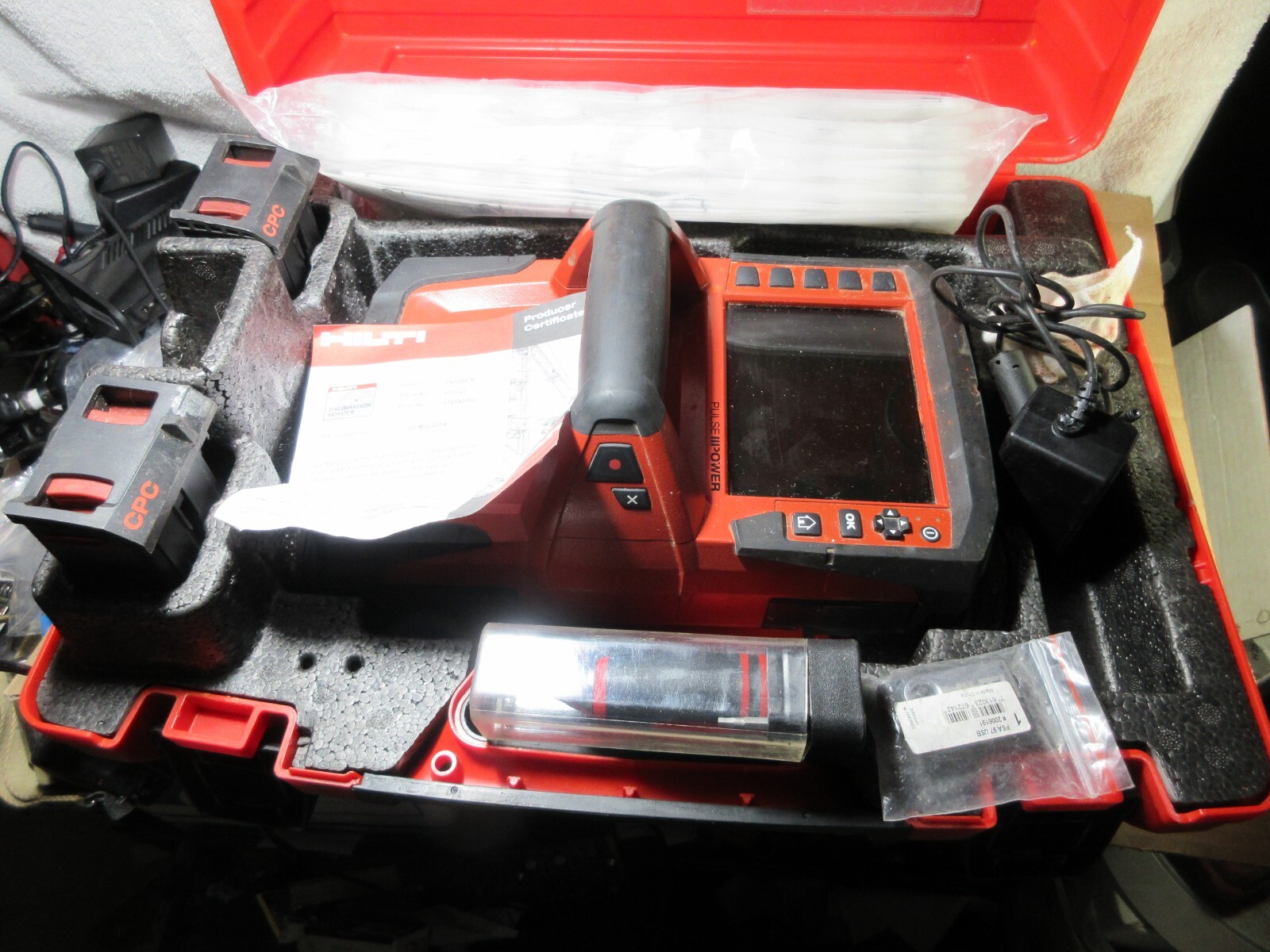 Hilti PS 1000 B X-Scan Concrete Scanner, 2x Batteries & Case works great