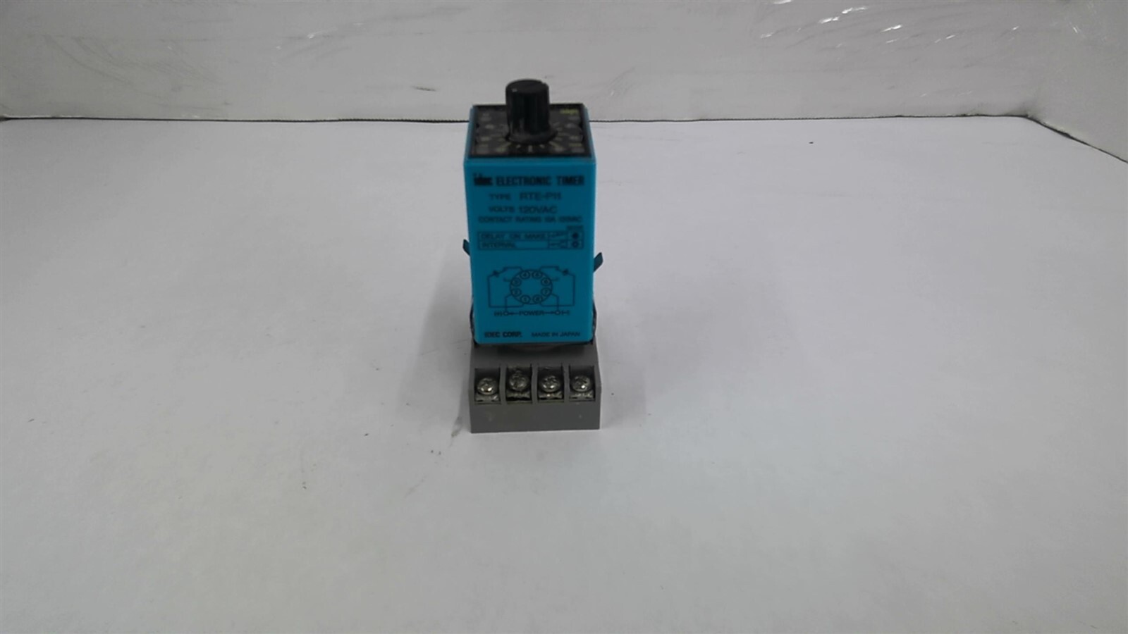 IDEC RTE-P11 Electronic Timer 120 Vac 10 Amp