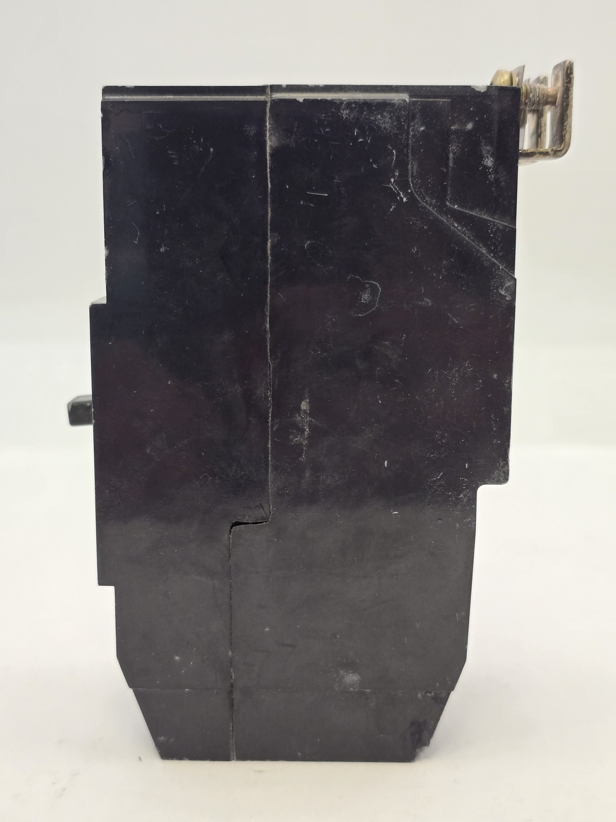 General Electric TEY230M02 Bolt-On Circuit Breaker 30A 2P 480/277V 14KA TEYM02