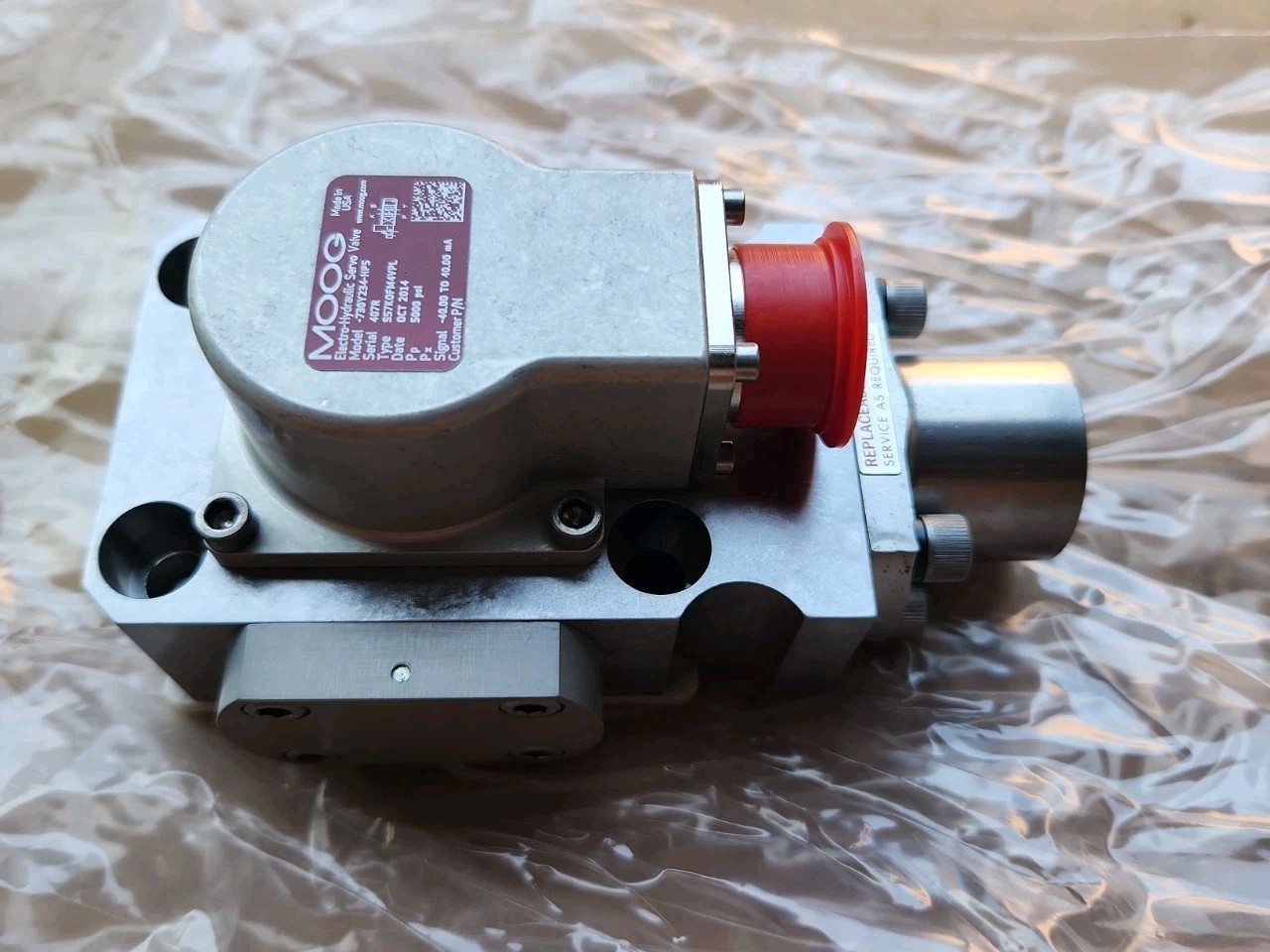 MOOG -730Y234-HP5 SERVO VALVE