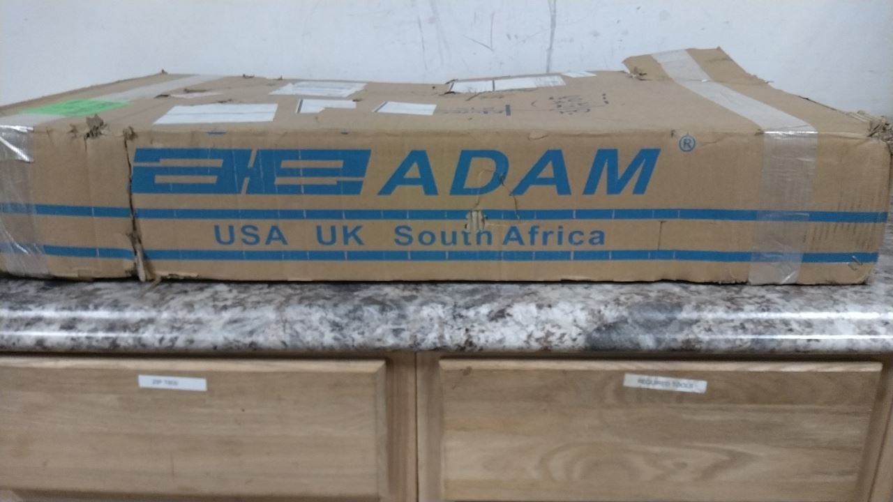 Adam Equipment MDW-250L 550 Lb Capacity Digital Physician Scale