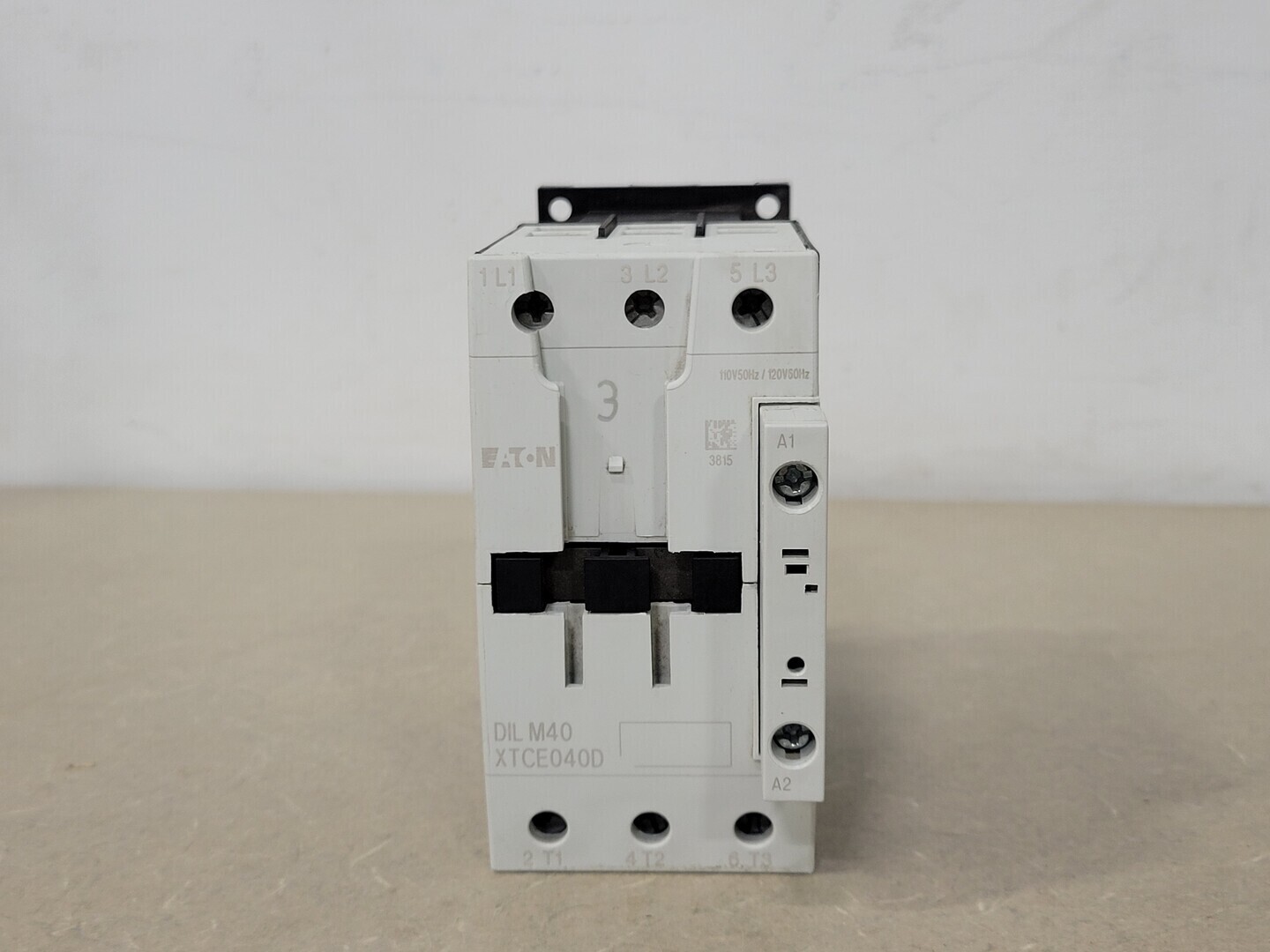 Eaton XTCE040DS1A 40 Amp, 3 Pole, 1NO+1NC, 110/120 VAC Coil Contactor – Parts