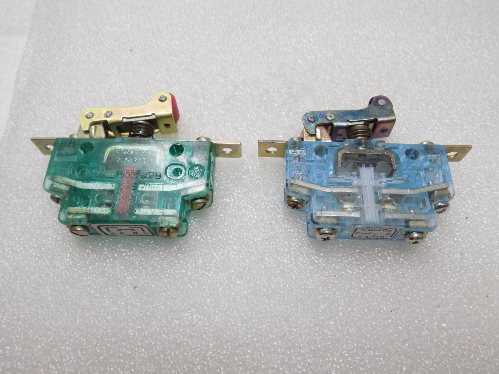 1x Schaltbau S800 IP-00 16A 250V 10A 380V Switch Button
