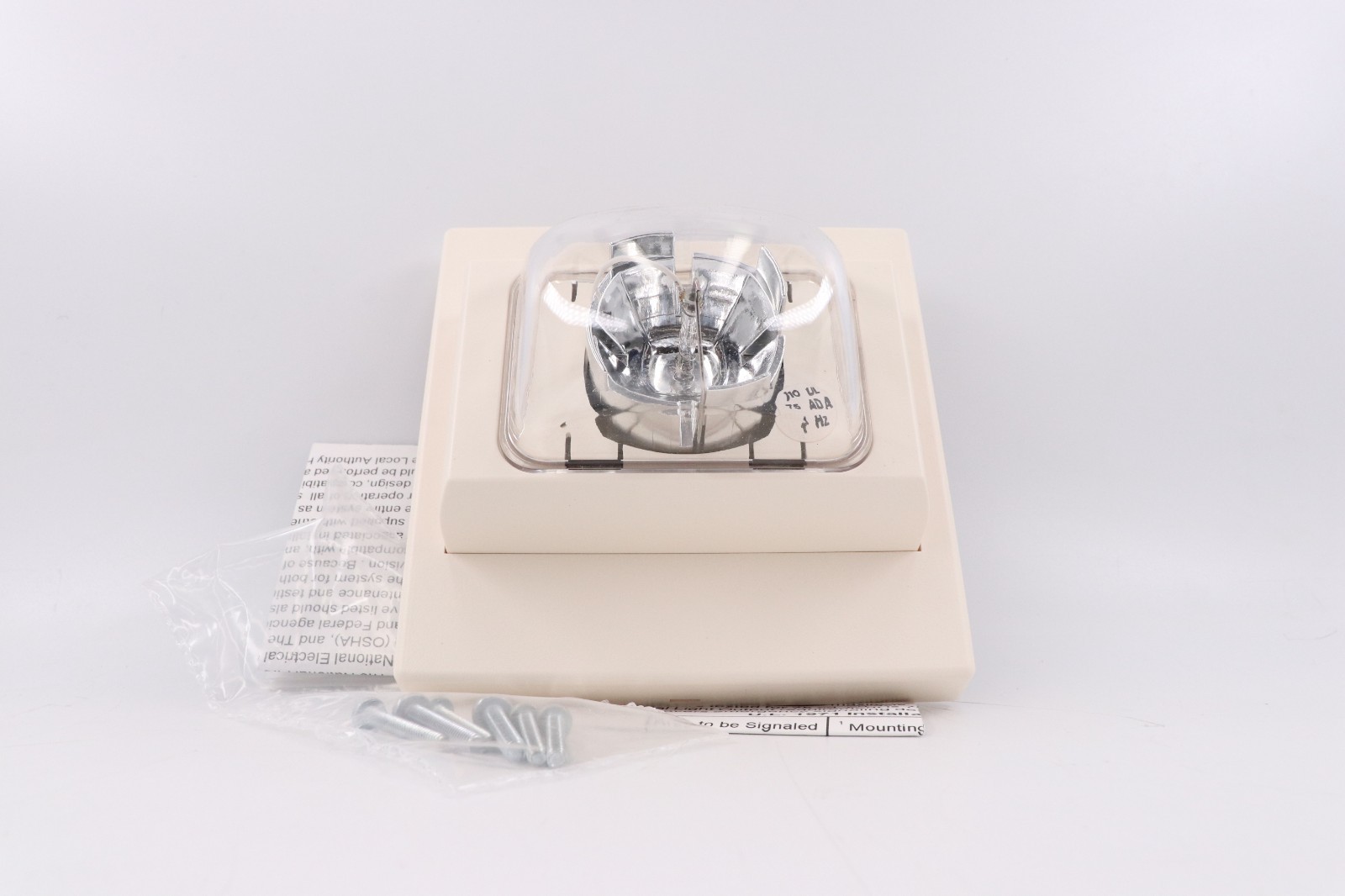 CERBERUS U-S110-W 500-696477 STAND ALONE WALL STROBE 110CD 20-31VDC, SOFT WHITE