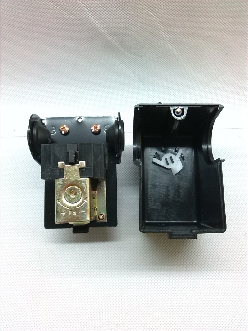 1pcs Pressure Switch Controller Air Compressor Single Port 0.55-0.8MPa