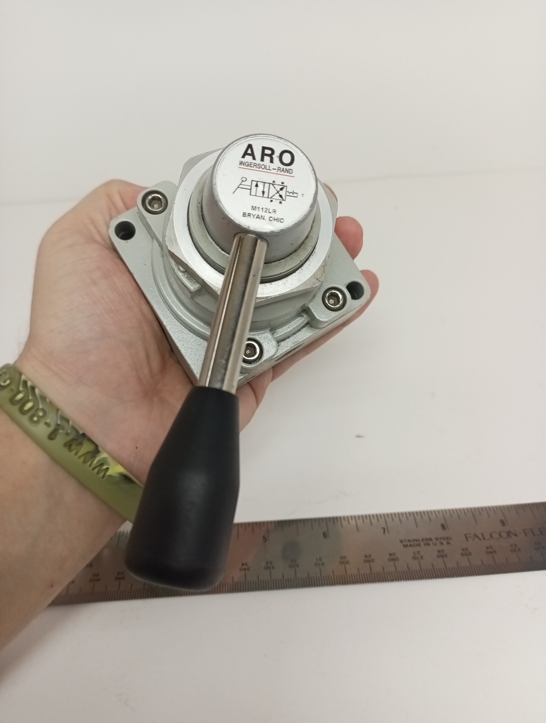 Aro M112lr Manual Air Control Valve,4-Way,1/4In Npt