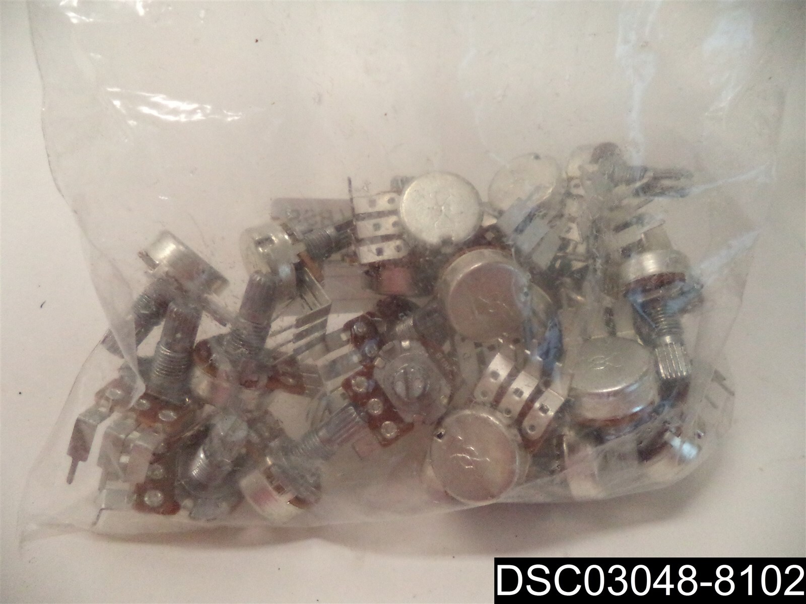 Qty= 25: Electronix Express 18PMDlok potentiometer