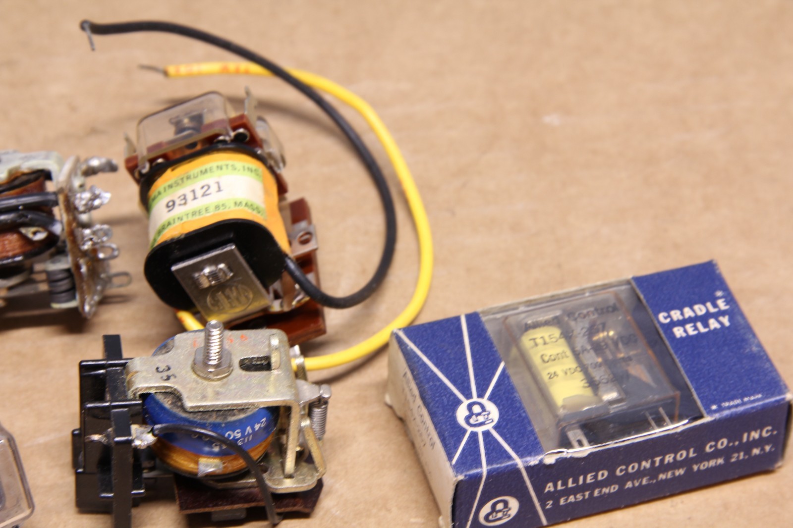 LOT of 7 Micro Switch Relays Sigma MH Potter Brumfield Allied Controle “NOS”