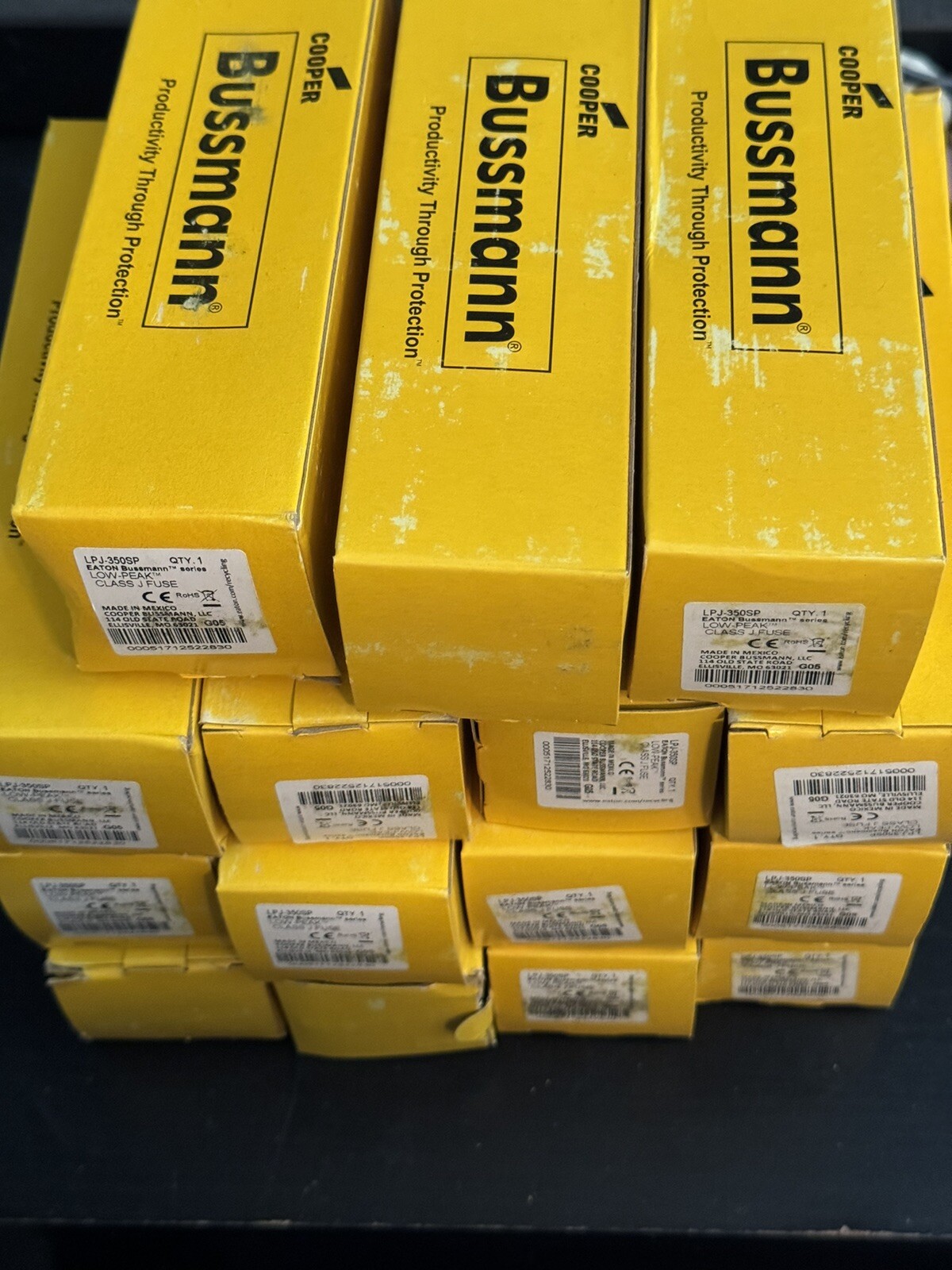 Bussmann LPJ-350SP LPJ350SP ( 350A ) 600Vac LOW-PEAK DUAL-Element Class J Fuses