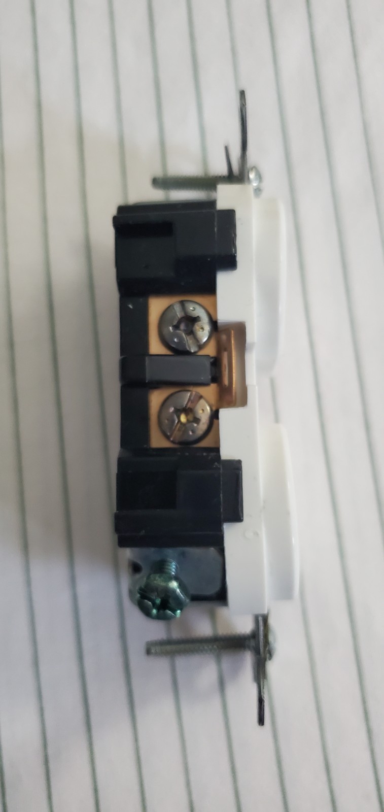 LEVITON PRO GRADE SELF-GROUNDING DUPLEX RECEPTACLE BACK & SIDE WIRED