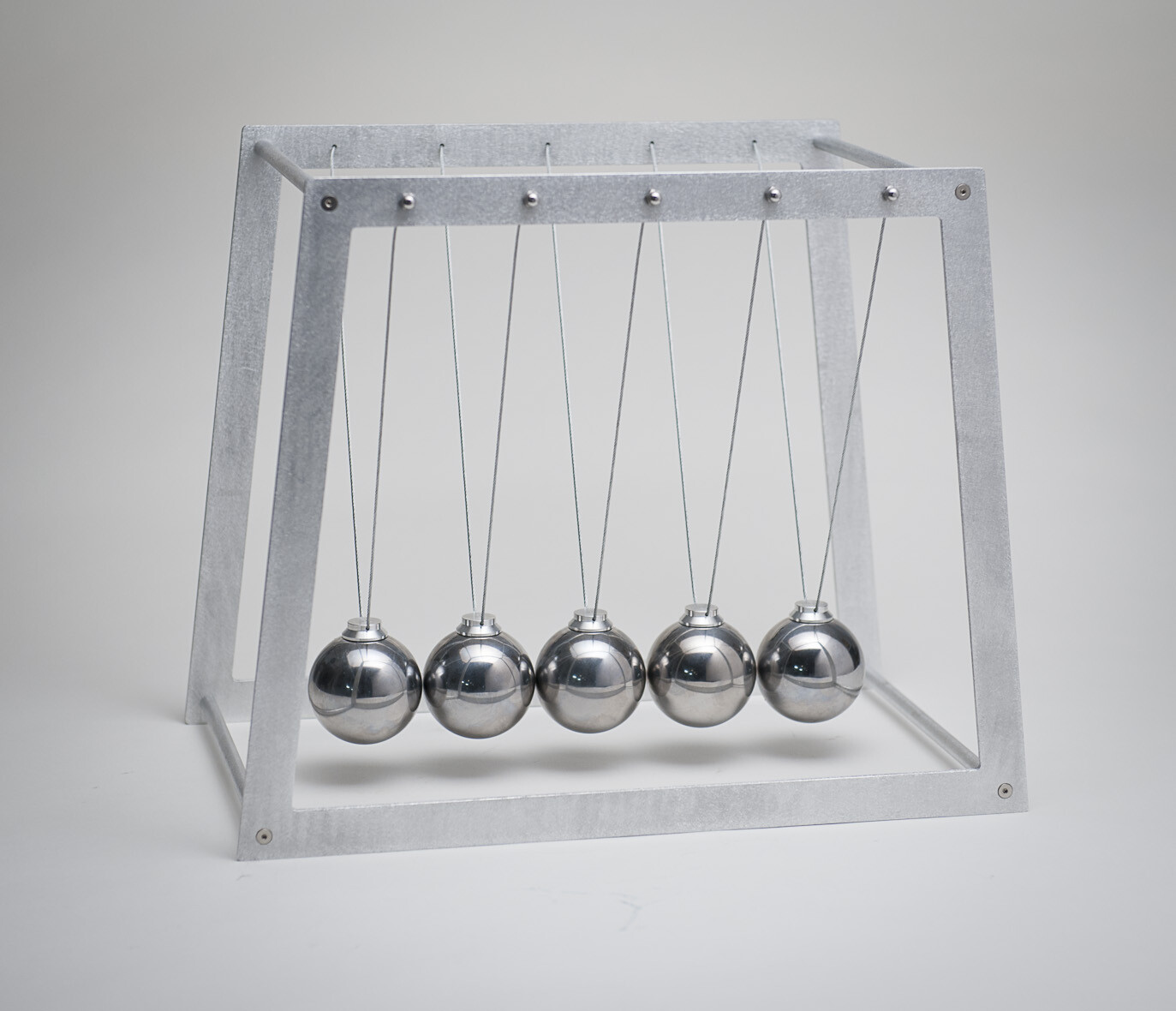 High End Extra Large Museum Quality Giant Newton’s Cradle