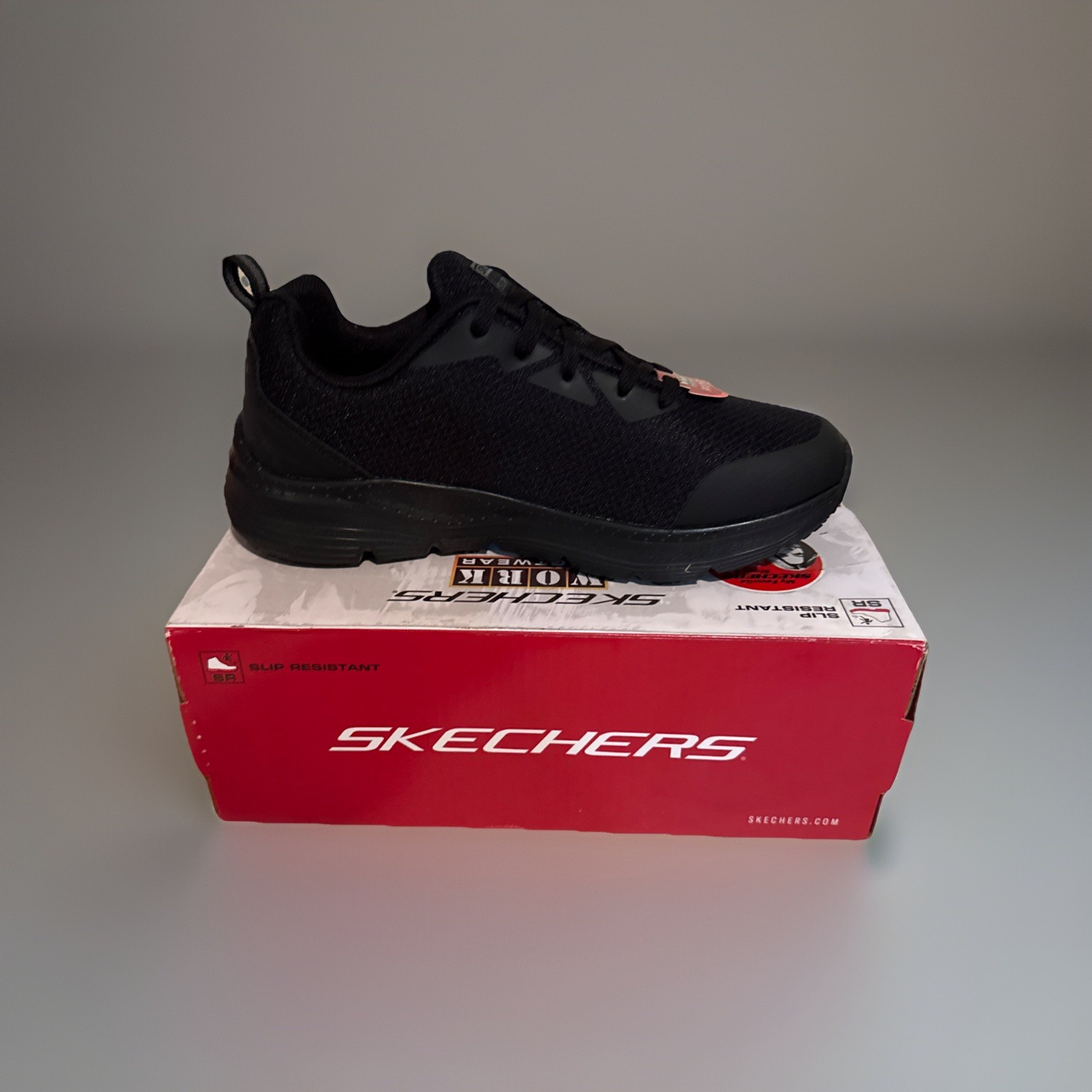 Skechers Women’s Size 5.5 Arch Fit Slip Resistant Work Shoes