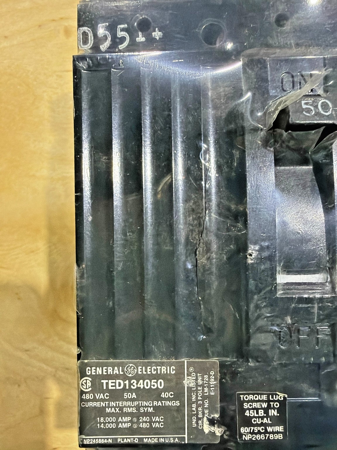 General Electric TED134050 3 Pole 50 Amp 480 VAC Molded Case Circuit Breaker