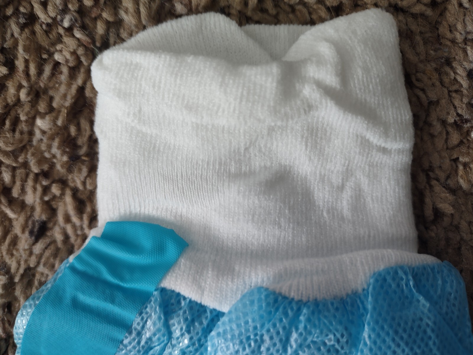 130 Blue Non-Woven Level 3 Isolation Gown Knit Cuff Fluid Resistant 70%PP 30%PE
