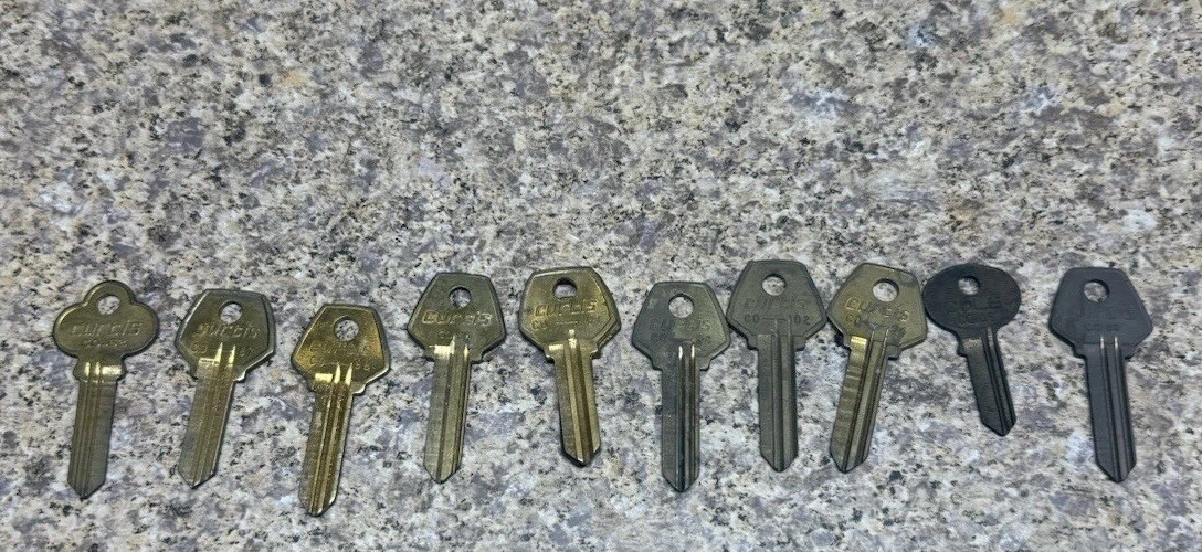 Lot 135 Key Blanks 3 lb Many Patterns See Details Ilco Master National Schlage