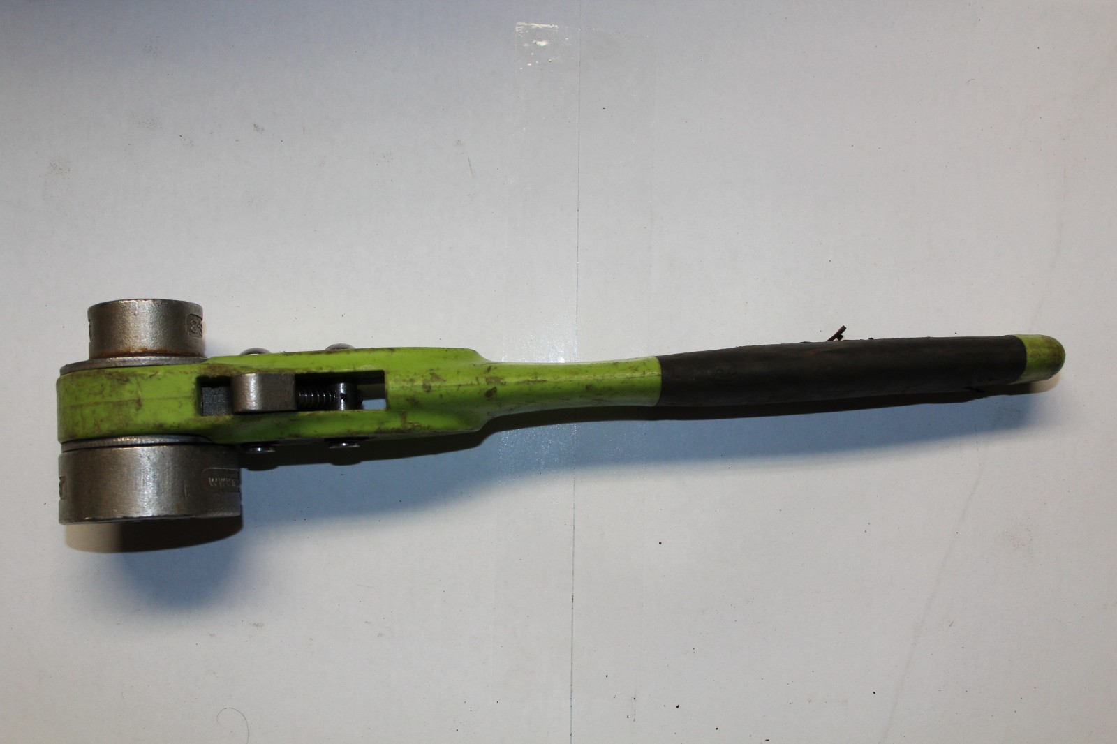 Madi 5-in-1 Slotted Insulated Big Wrench BWS-3