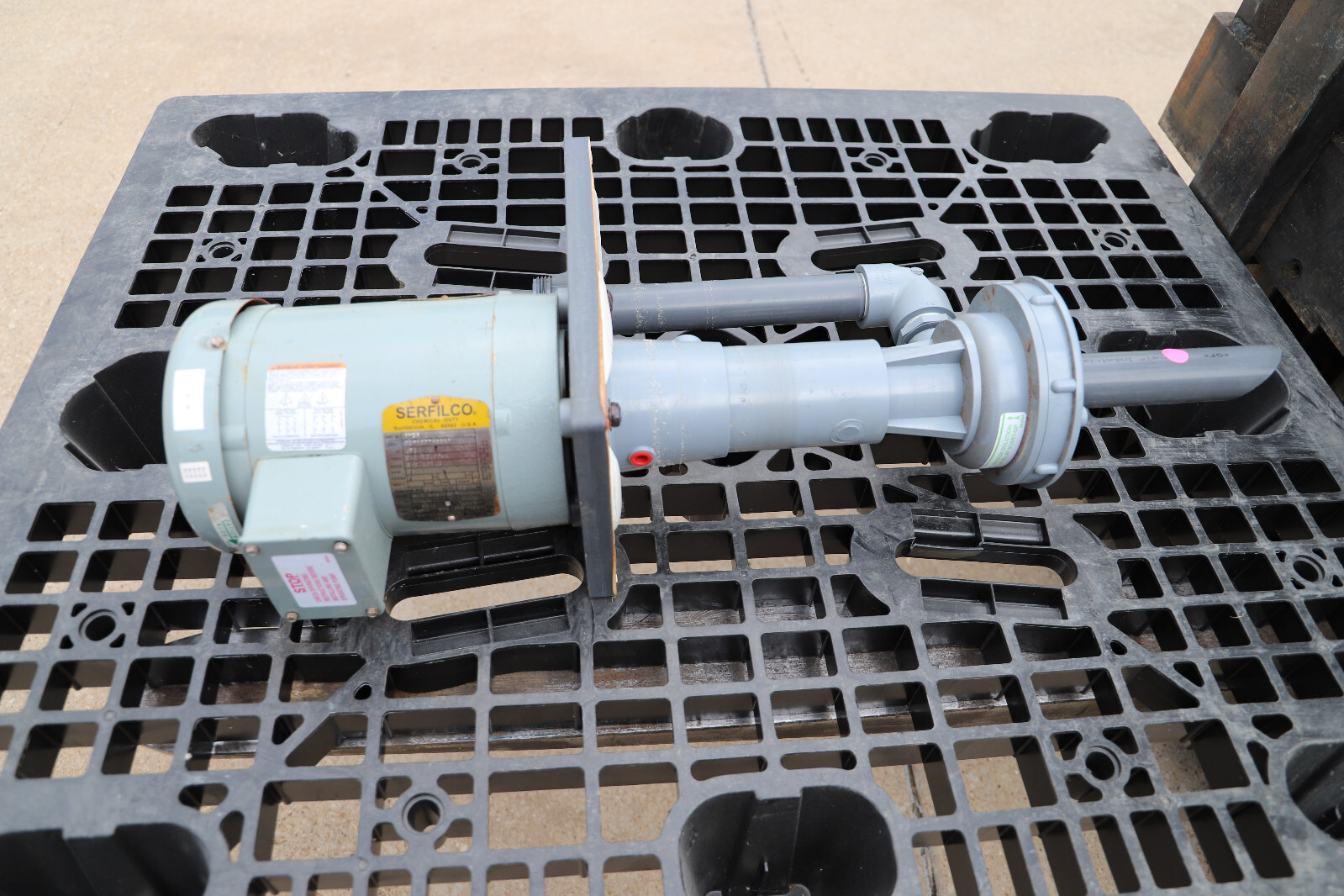 SERFILCO IP54 CHEMICAL DUTY VERTICAL PUMP .75HP 39-1223-HX SERIES P-39-100-C