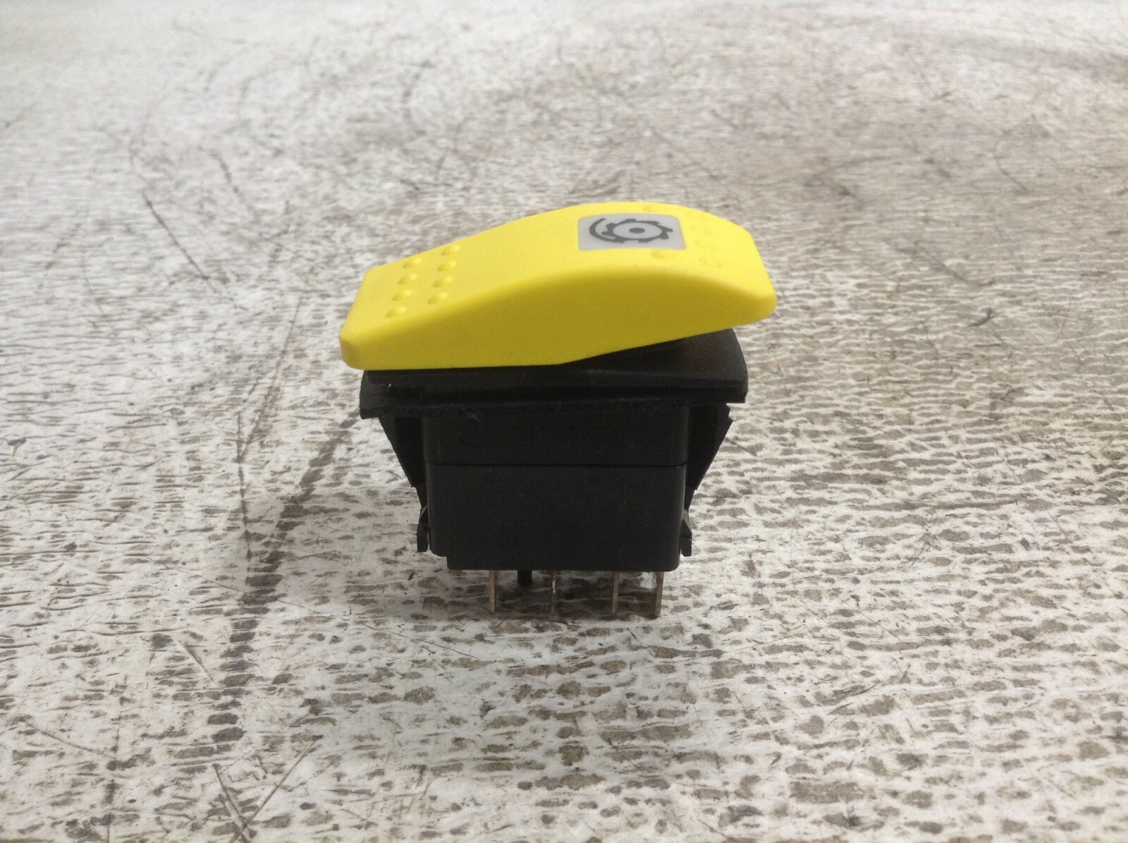Carling Technologies VDD1 2 Position Switch Yellow 20 A 12 VDC Mower New TSC