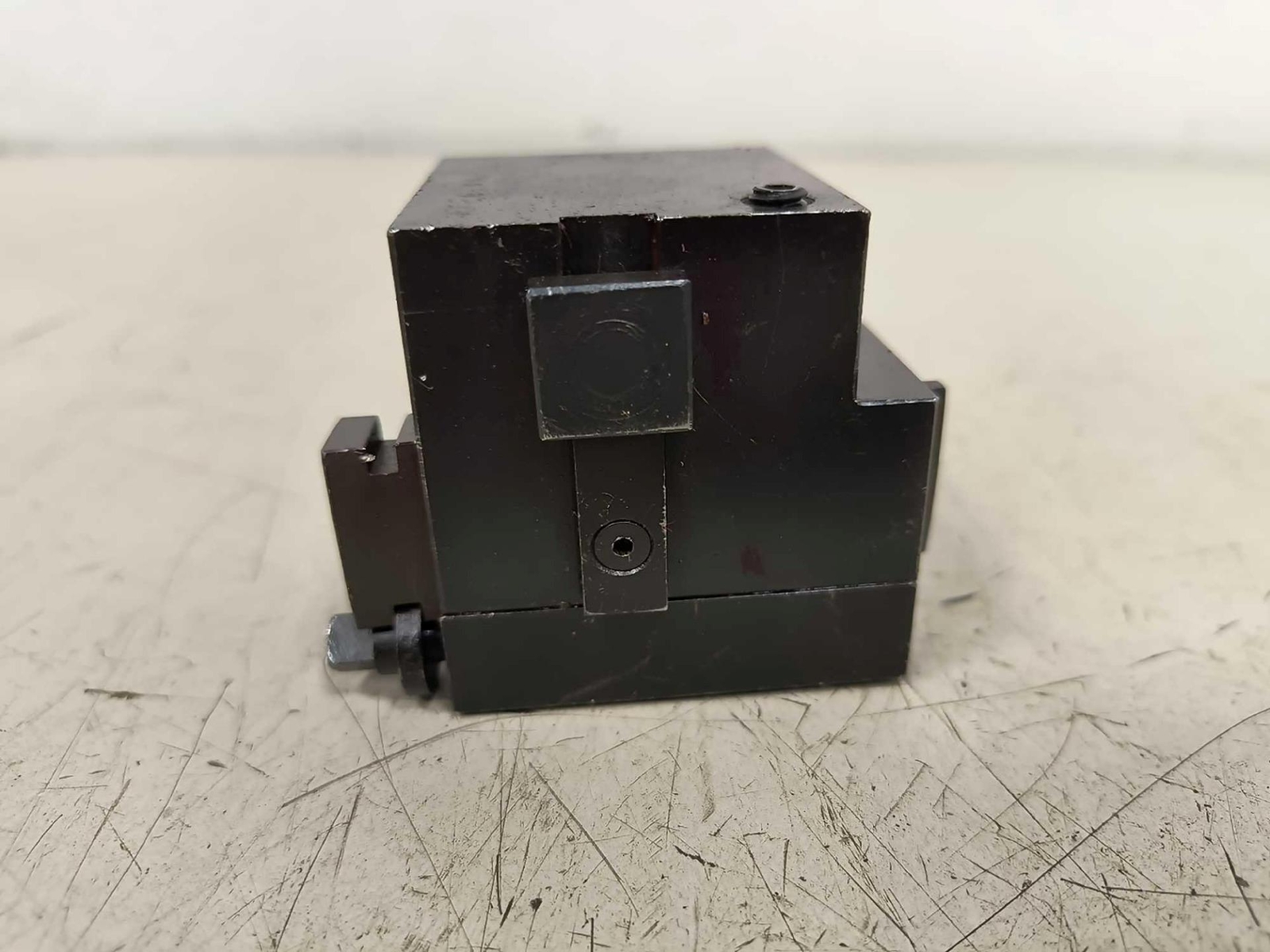 Pile of B&S & Somma Screw Machine Tool Holders Tool Post Circular Holders