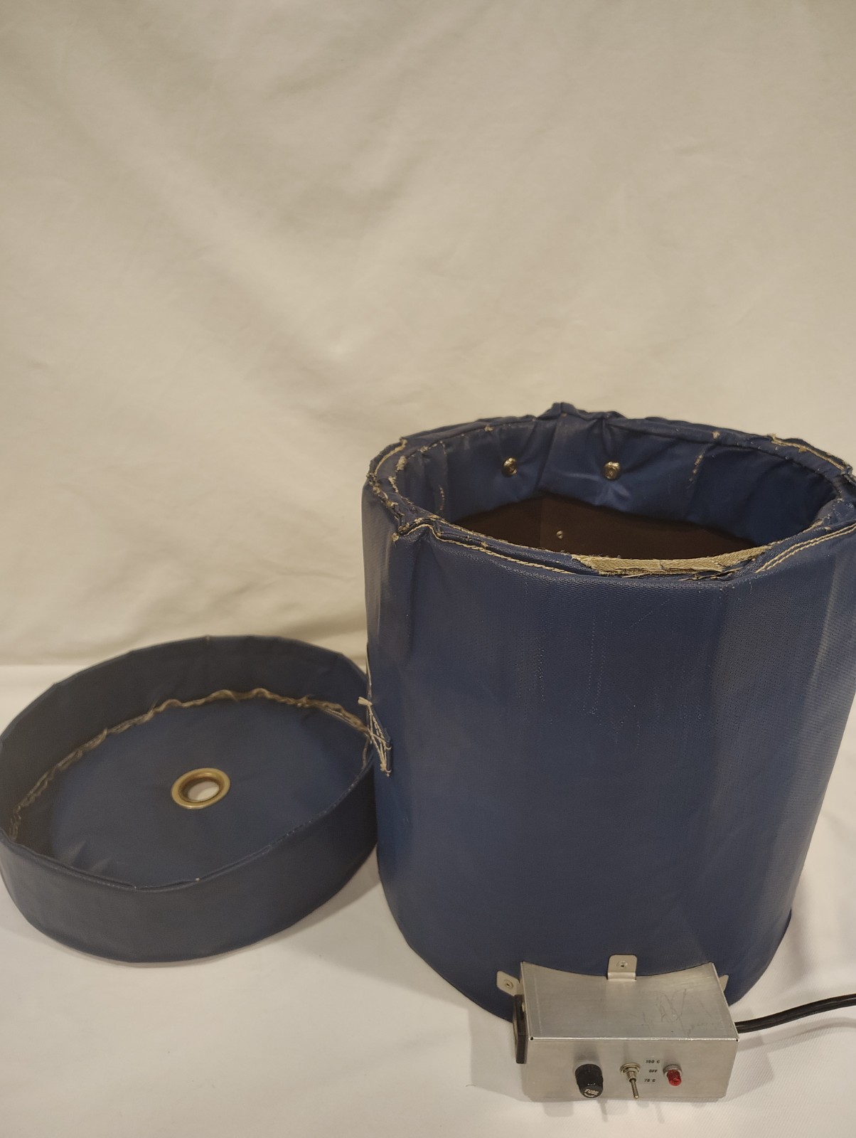 1x Used Restek Air Canister Heating Jacket PN 24123 for TO-Can/SilcoCans