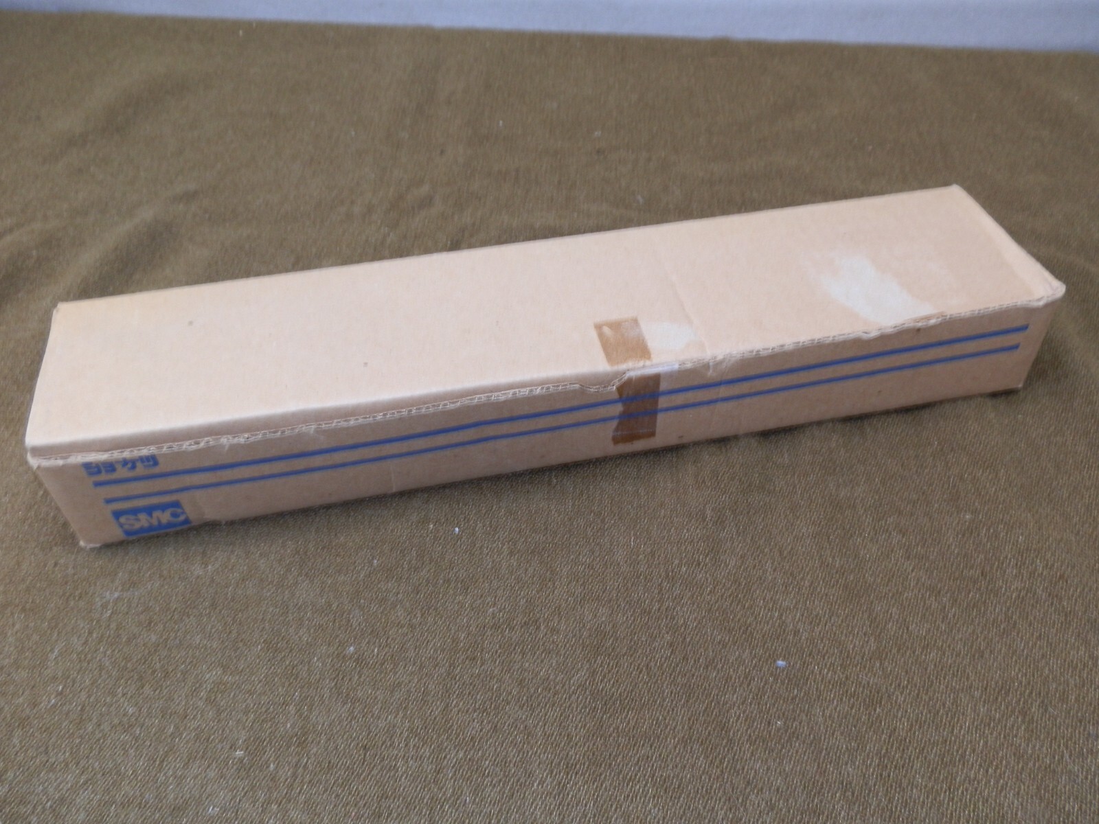 SMC NCDBX1N15 -100 -A77 Double Rod Guided Cylinder