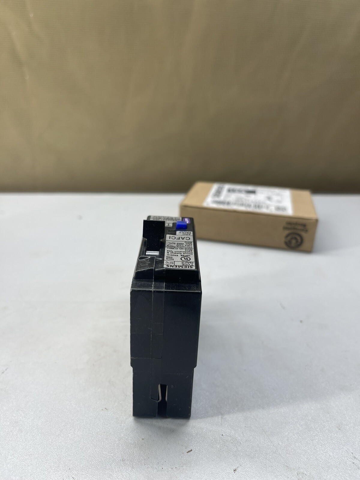 Siemens QA115AFC 1 Pole 15 AMP Arc Fault Combination Breaker AFCI New In Box