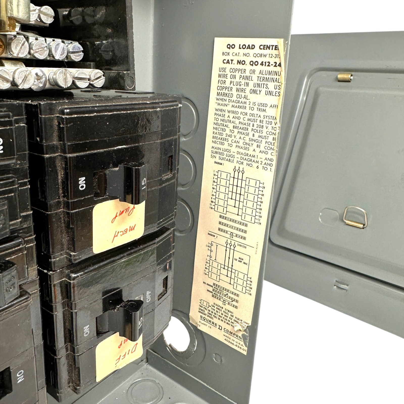 Square D QO 125A 12 Space Load Center Breaker Panel Box Vintage QOC12 Included