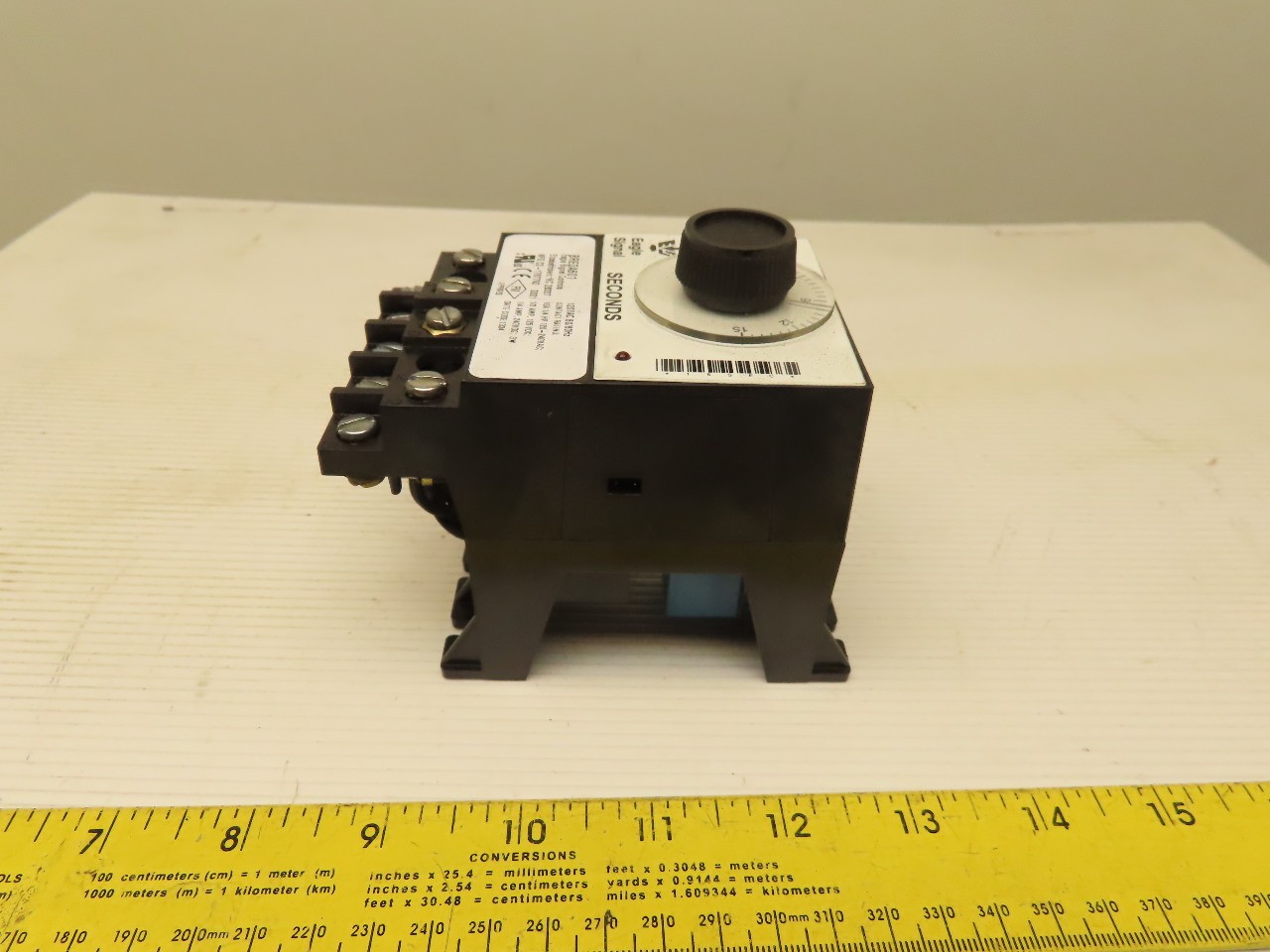 Eagle Signal BRE3A601 Relay Timer 120 Volt 0-15 seconds