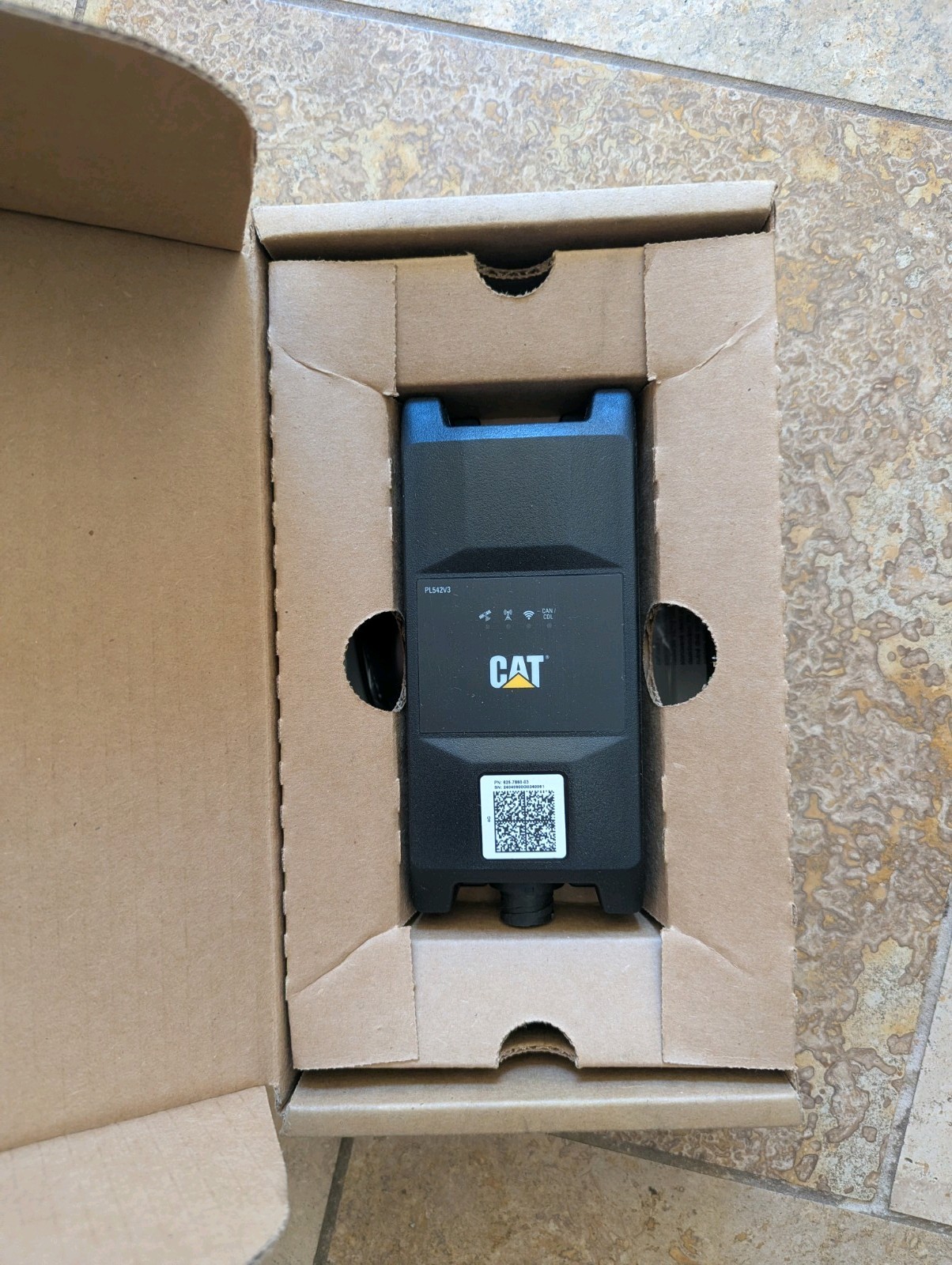 CAT Caterpillar Communication Radio 626-6824