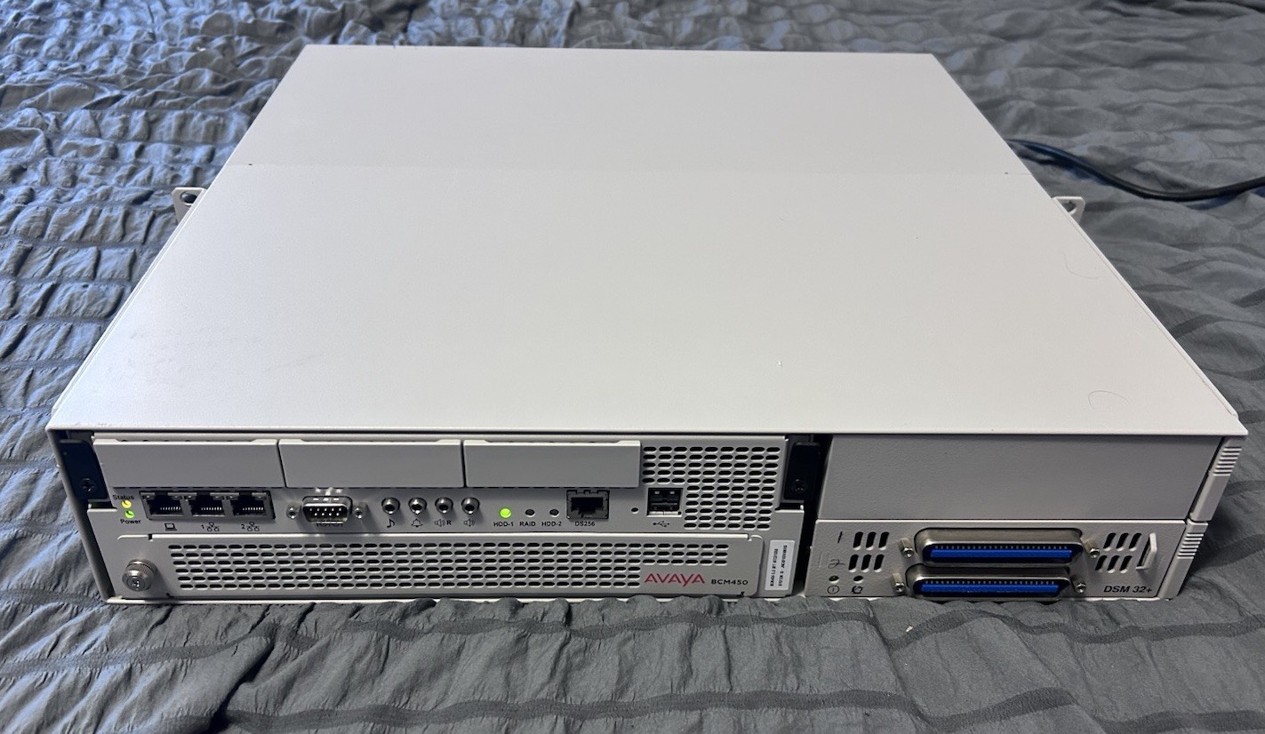 Avaya BCM 450 Business Communication 200 with DSM 32+ BCM450