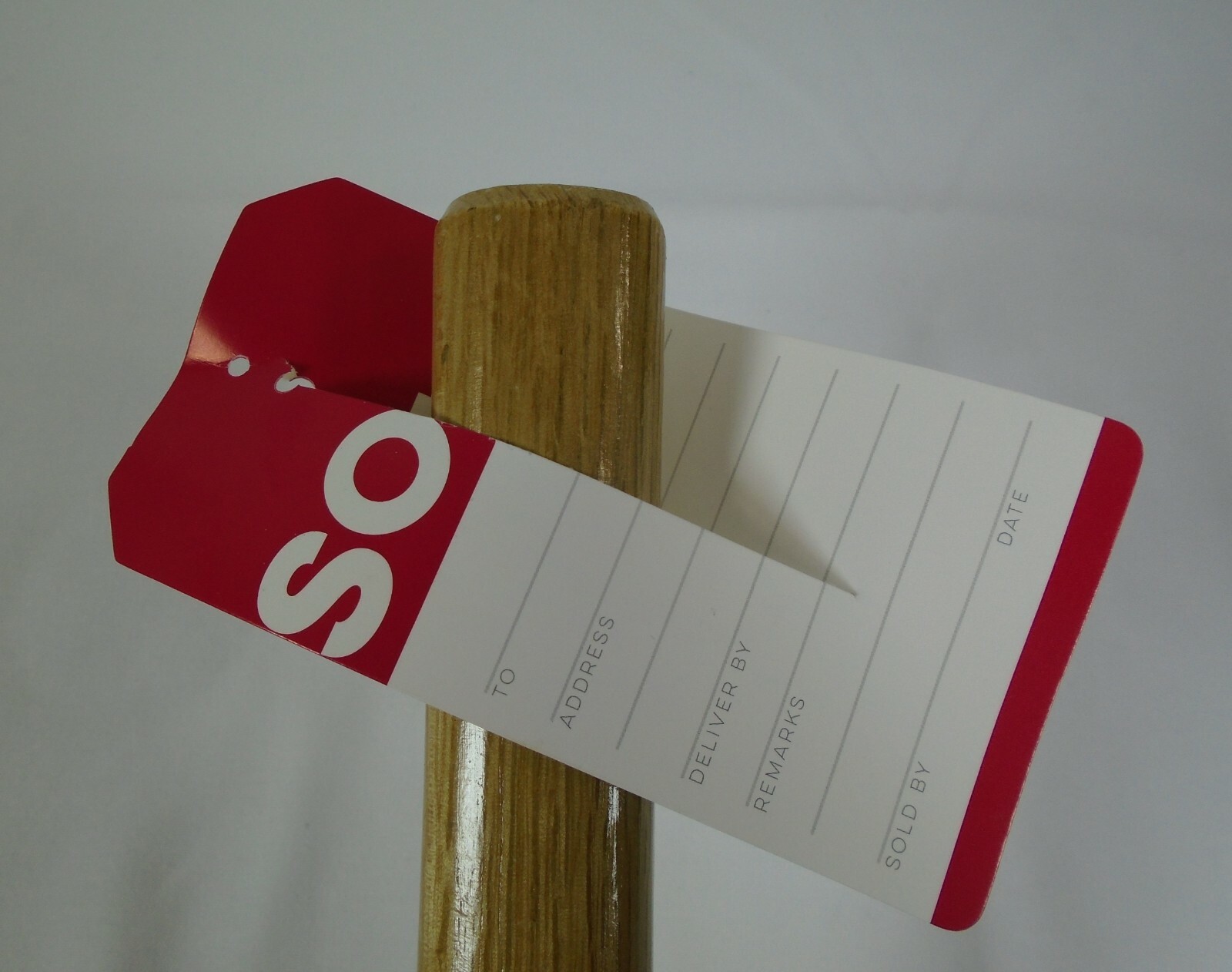 Qty. 100 Sold Tags with Slit Merchandise Tags Red / White