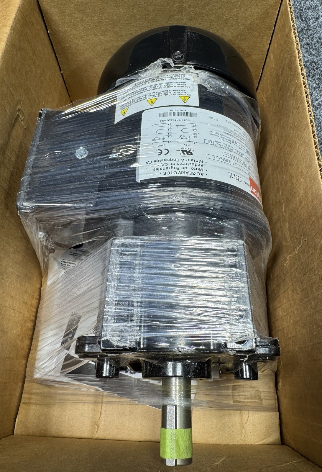 Dayton 6Z821 Parallel Gearmotor 19:1, 115/230V AC, 100 in-lb, 6Z821C
