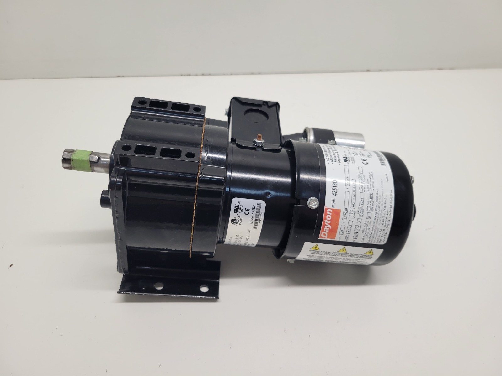NEW OLD STOCK! DAYTON 1/15HP 115/230V 107:1 AC GEARMOTOR 4Z518D