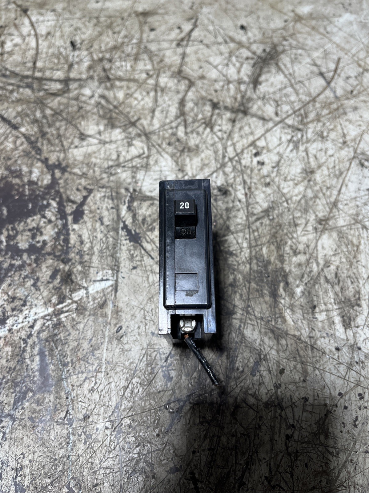 Cutler-Hammer Industrial Plug-In Breaker 101230