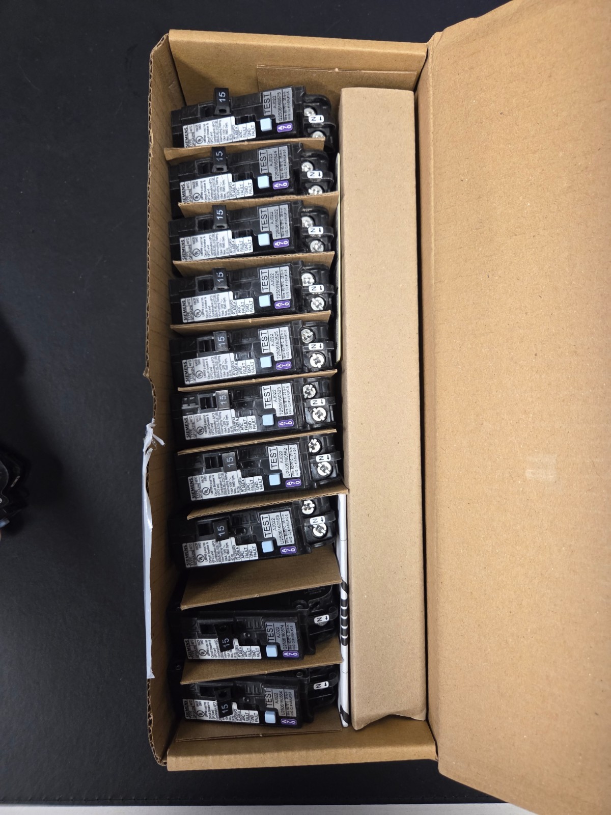 NEW – 10 PCS – Siemens Q115DFN 15A 120V AFCI/GFCI Breakers- FREE SHIPPING!
