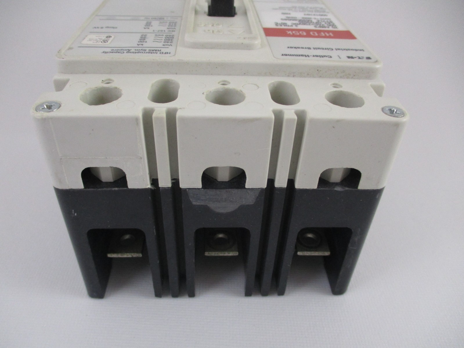 EATON HFD3020 20 AMP 3 POLE 600 VAC CIRCUIT BREAKER EXCELLENT CONDITION!!!